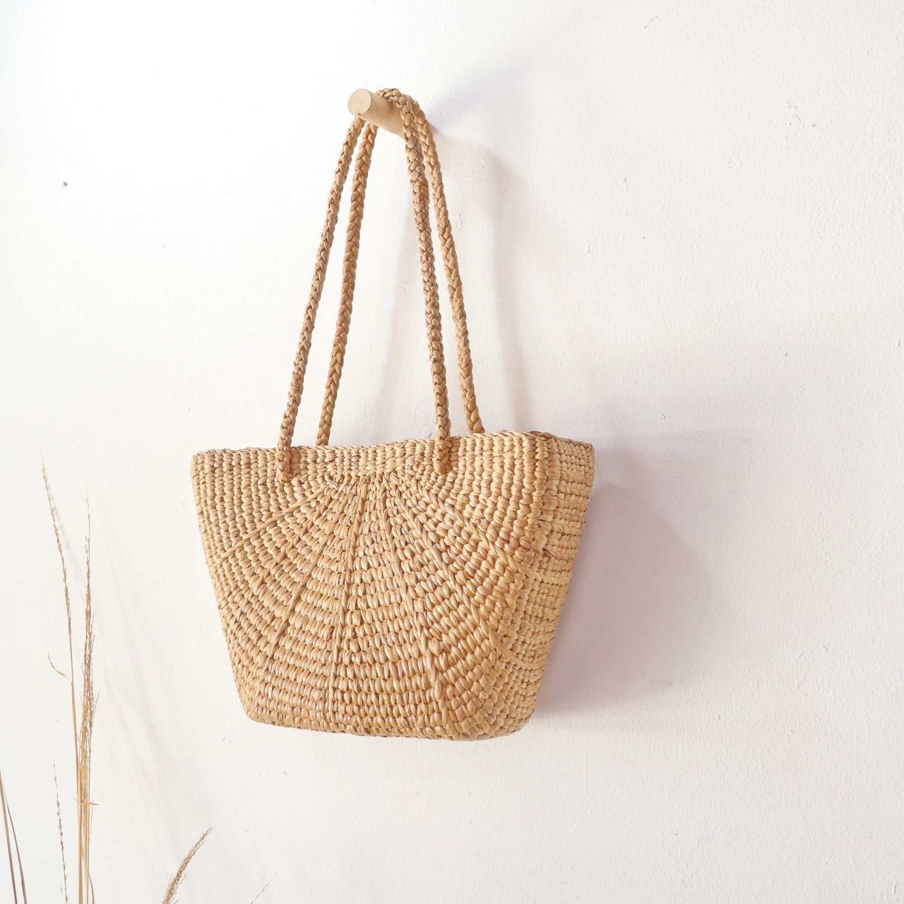 NA REE RUT - Shoulder Straw Bag