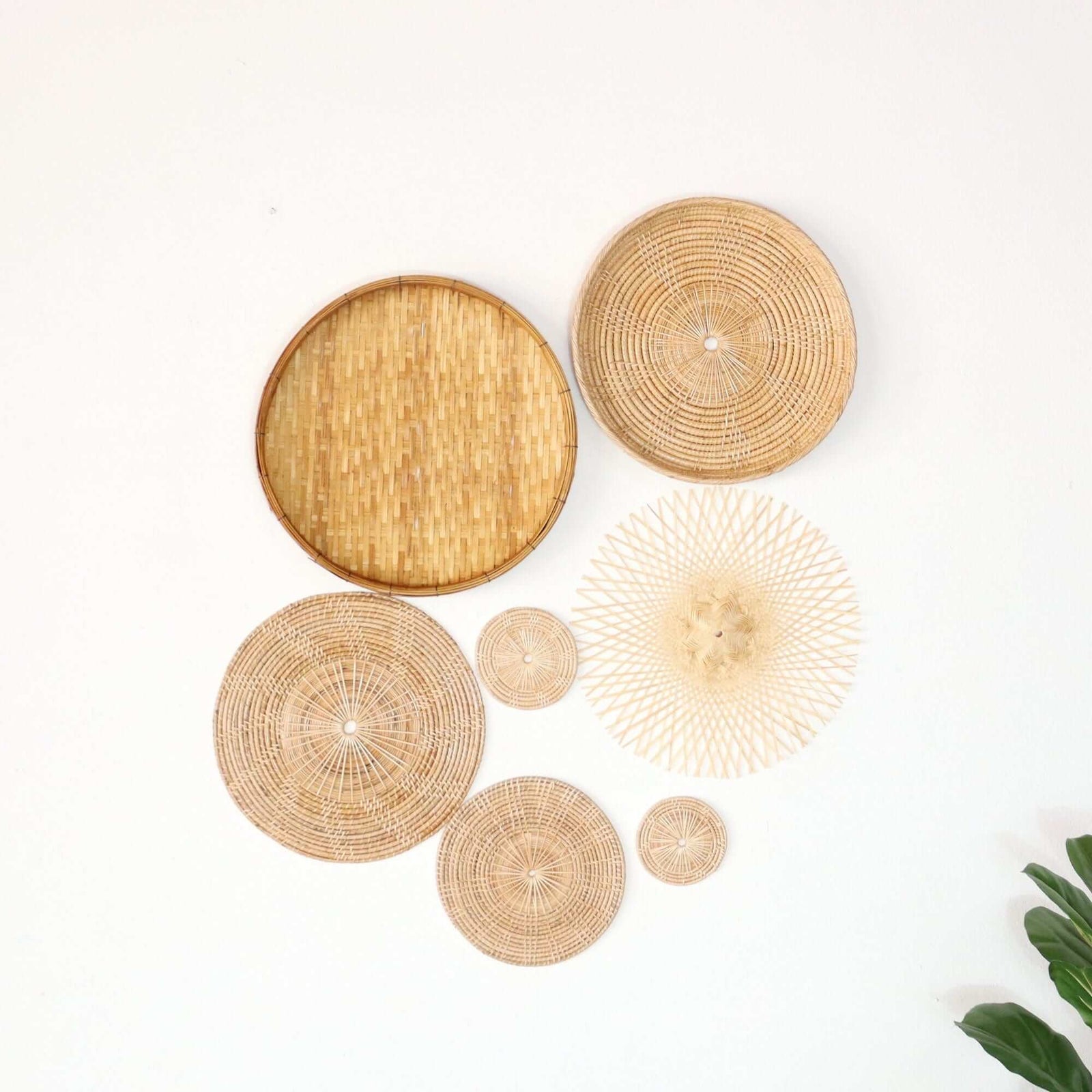 NOR RA MON - Wall Hanging Decor Set of 7