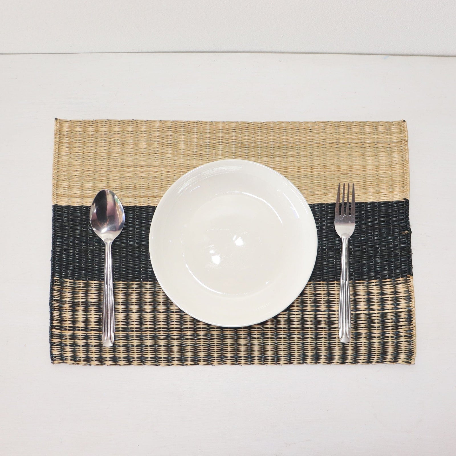WI RA KAN - Woven Boho Placemats