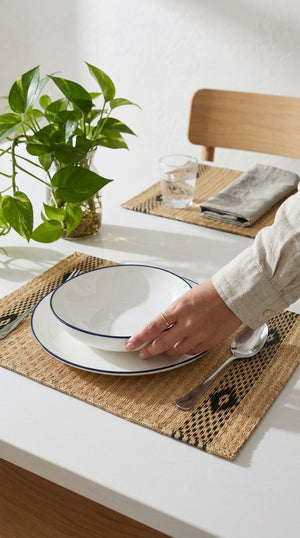 Lavida - Handwoven Sedge Placemat with Khid Pattern