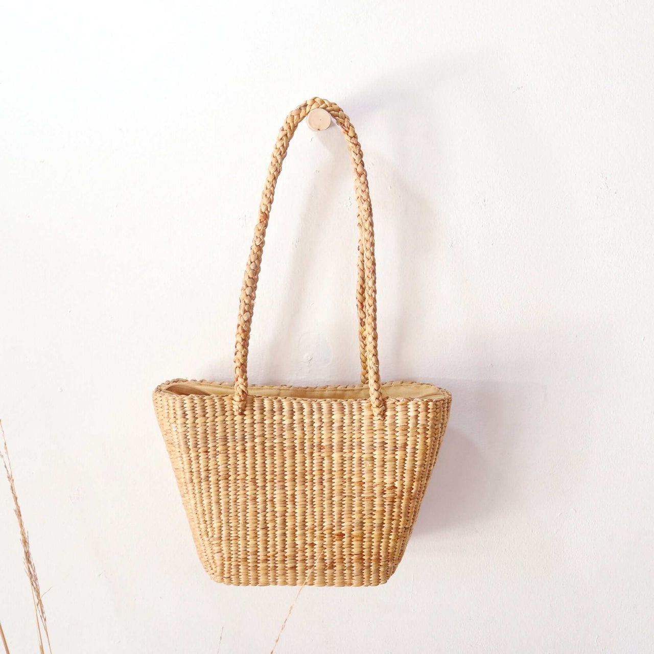 RUNG A LOON - Shoulder Straw Bag