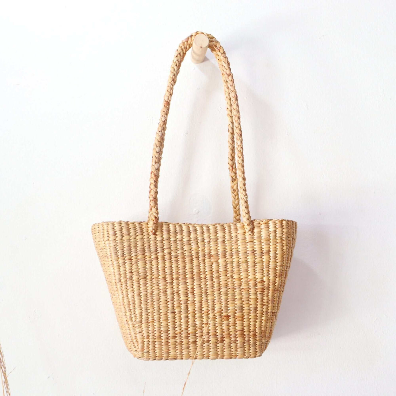 RUNG A LOON - Shoulder Straw Bag