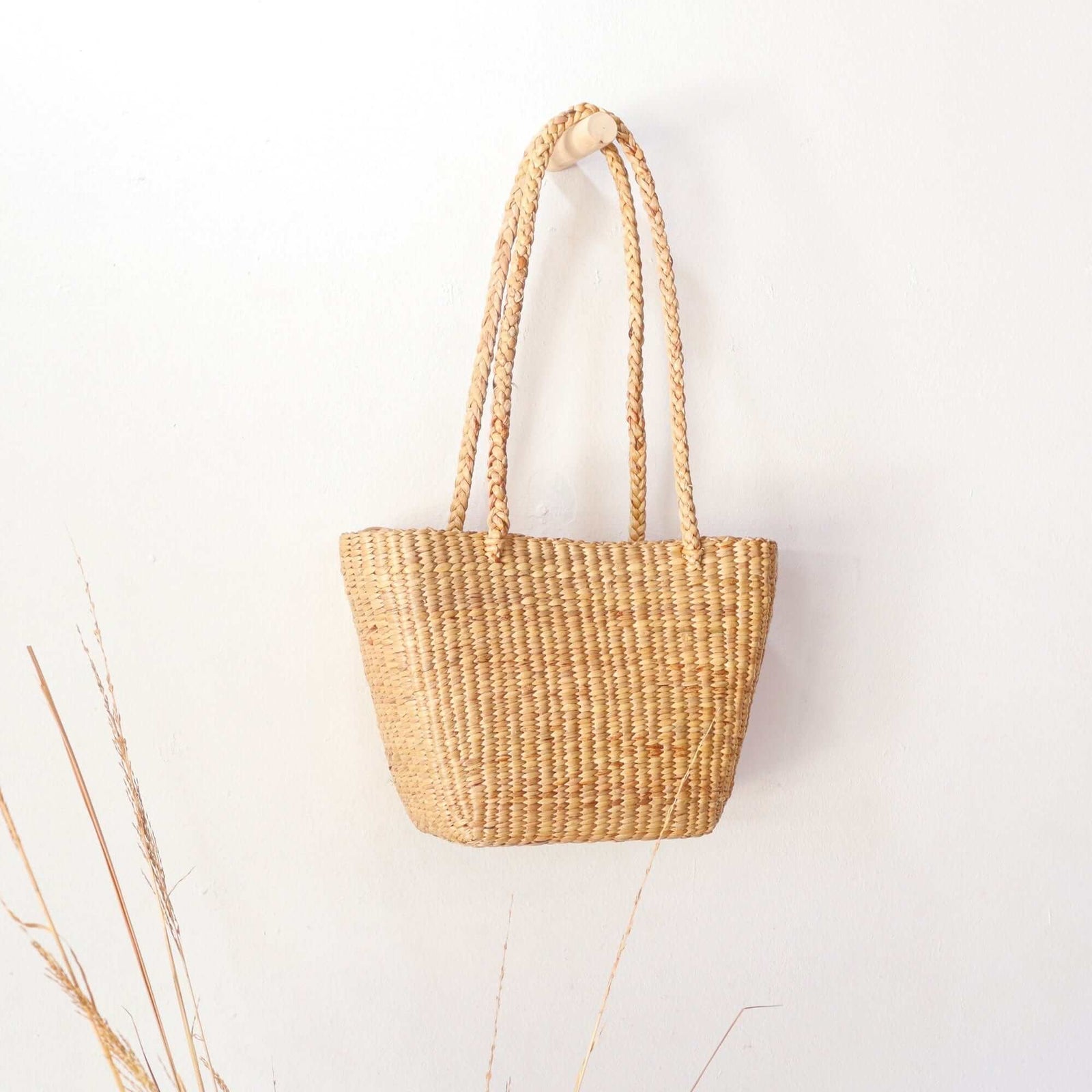 RUNG A LOON - Shoulder Straw Bag