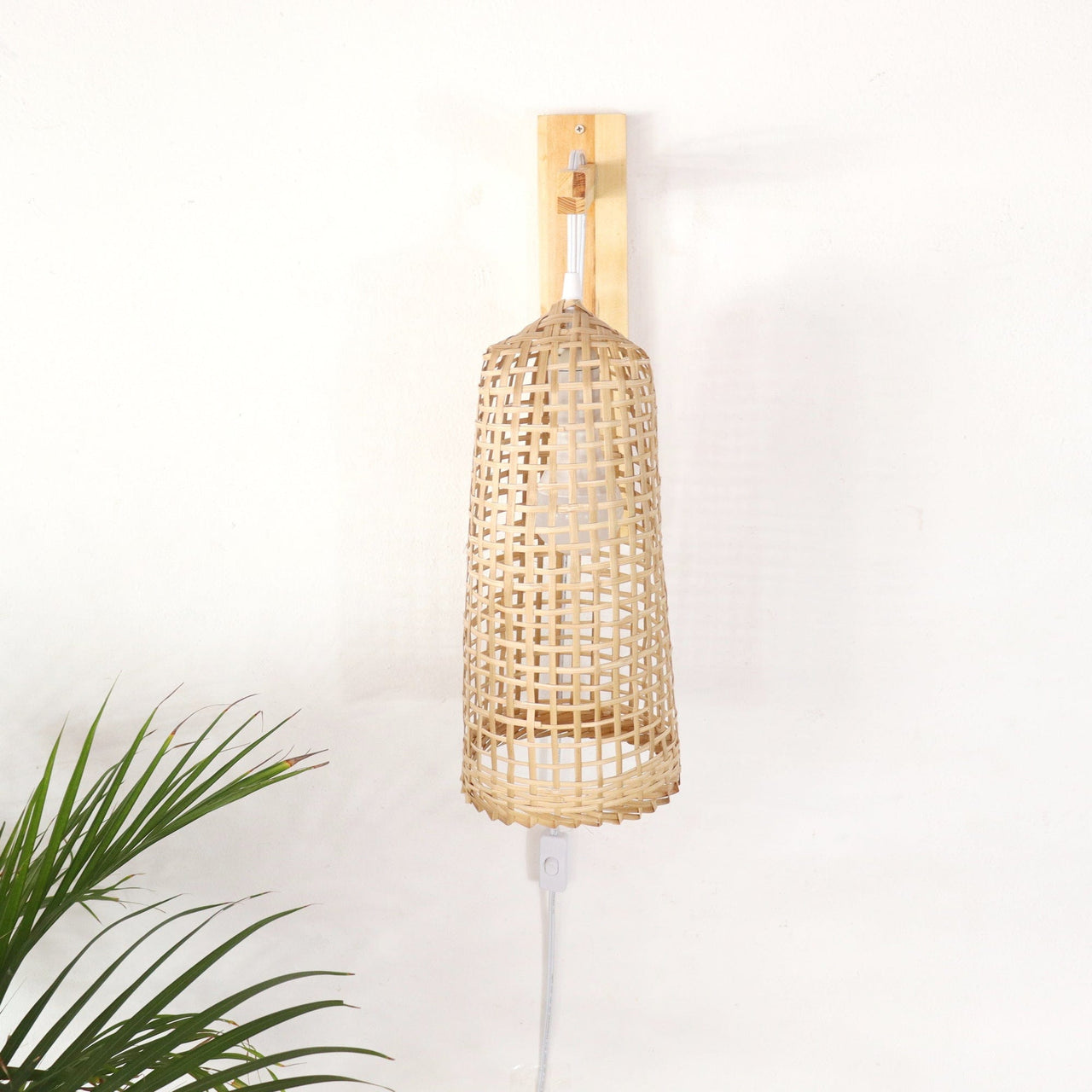 SATINEE - Wall Sconce