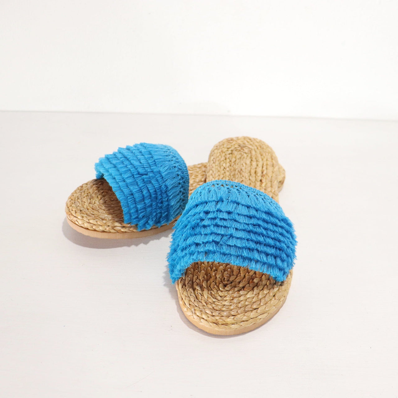 TEE RA TA - Straw shoe (Ocean blue)