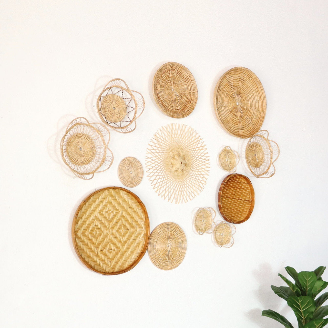 TI SA TA - Wall Hanging Décor Set of 13