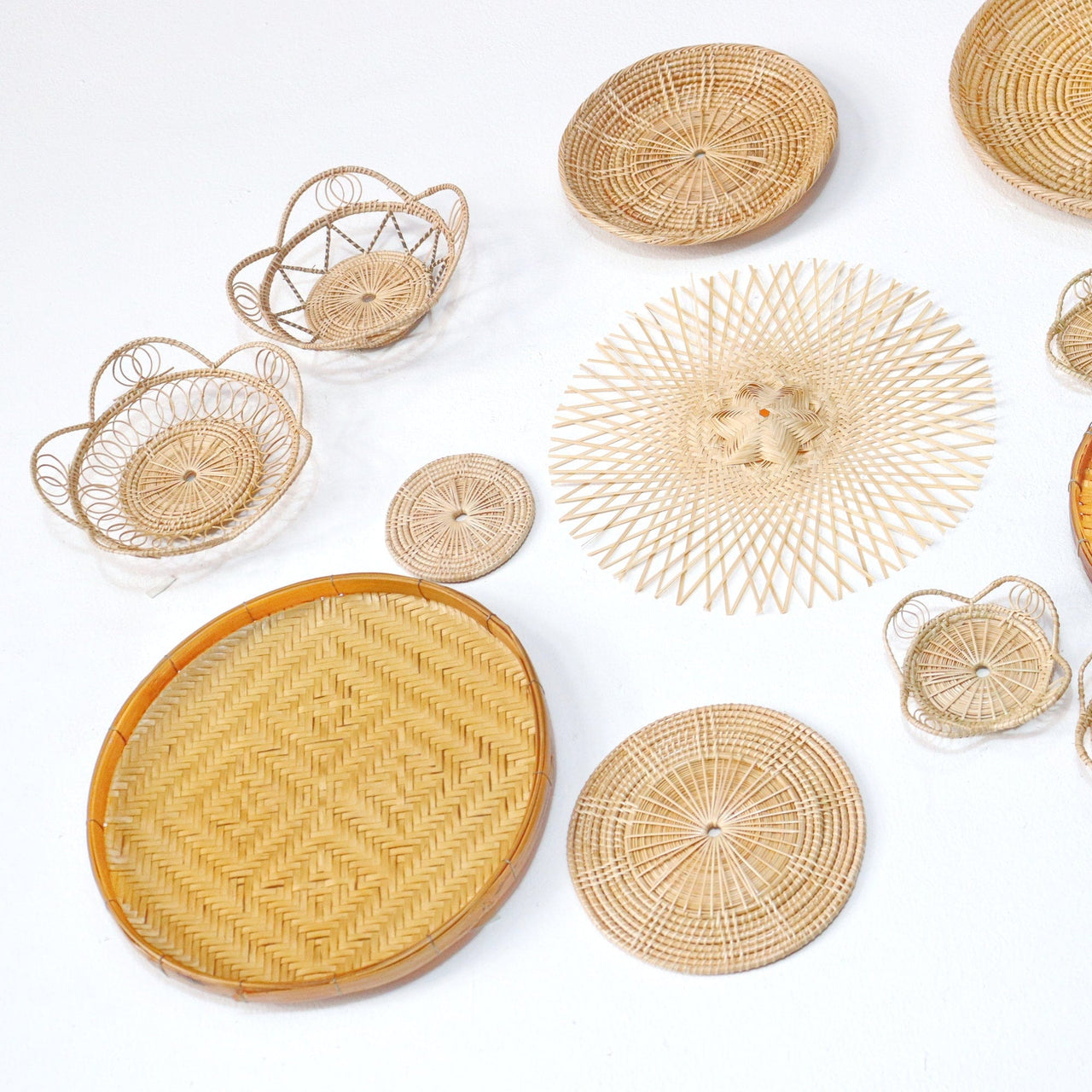 TI SA TA - Wall Hanging Décor Set of 13