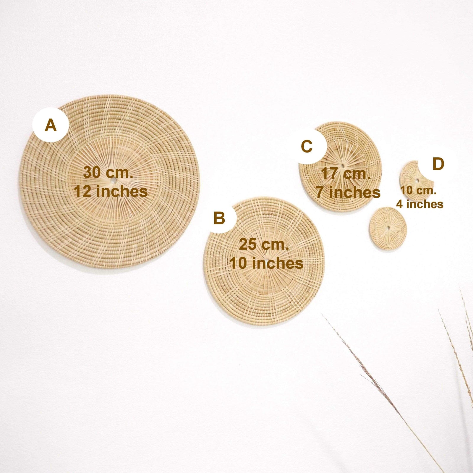 WARRADA - Rattan Wall Decor Set - Bohemian Style Hanging Baskets (5 Piece)