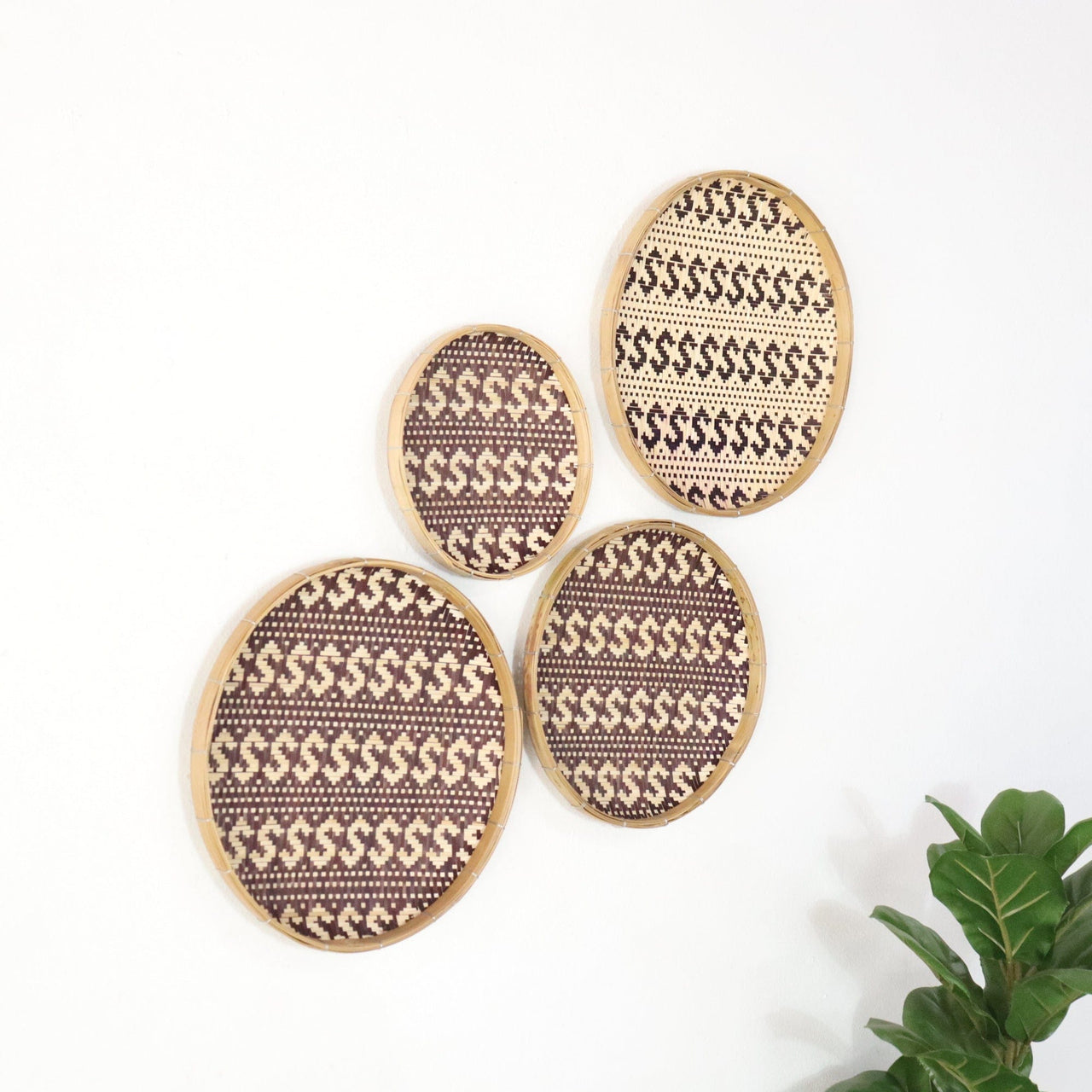 SI REE - Wall Hanging Art Décor Set of 4