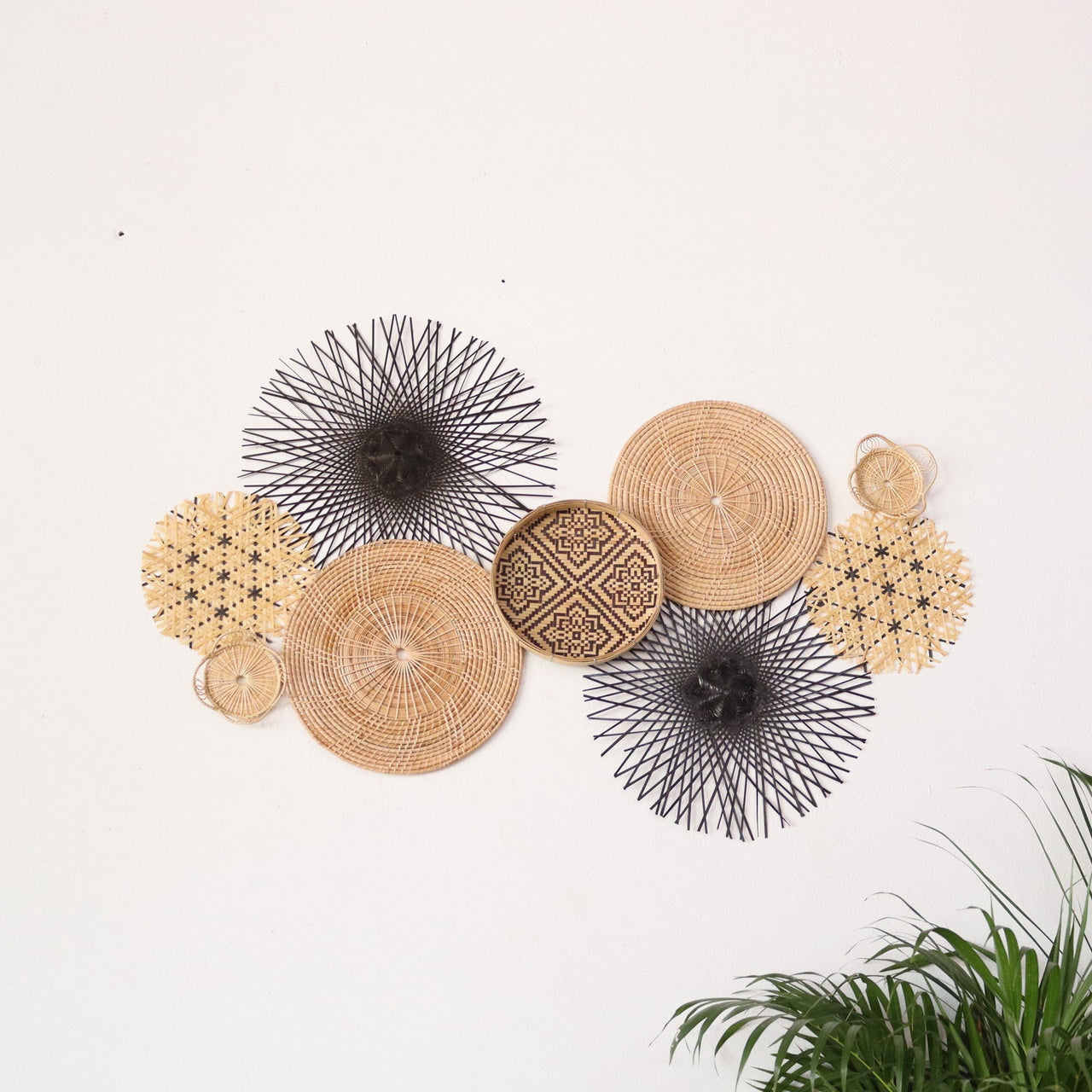 Wall Hanging Décor Set of 9 - DA MI KA