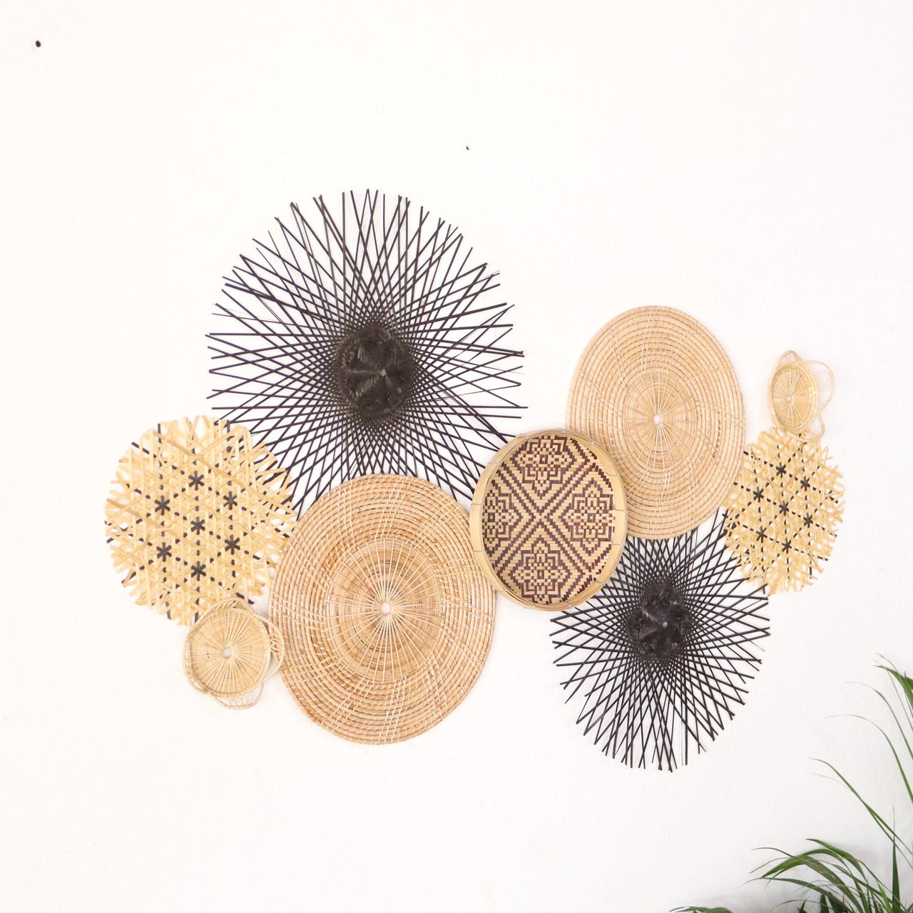 Wall Hanging Décor Set of 9 - DA MI KA