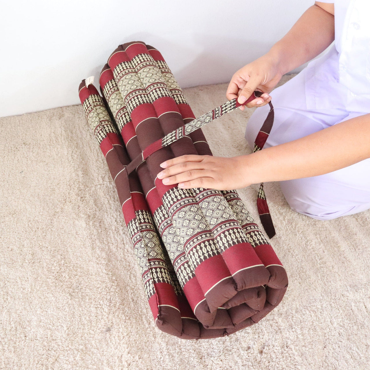 PA THA PEE - Roll Up Zabuton Meditation Cushion