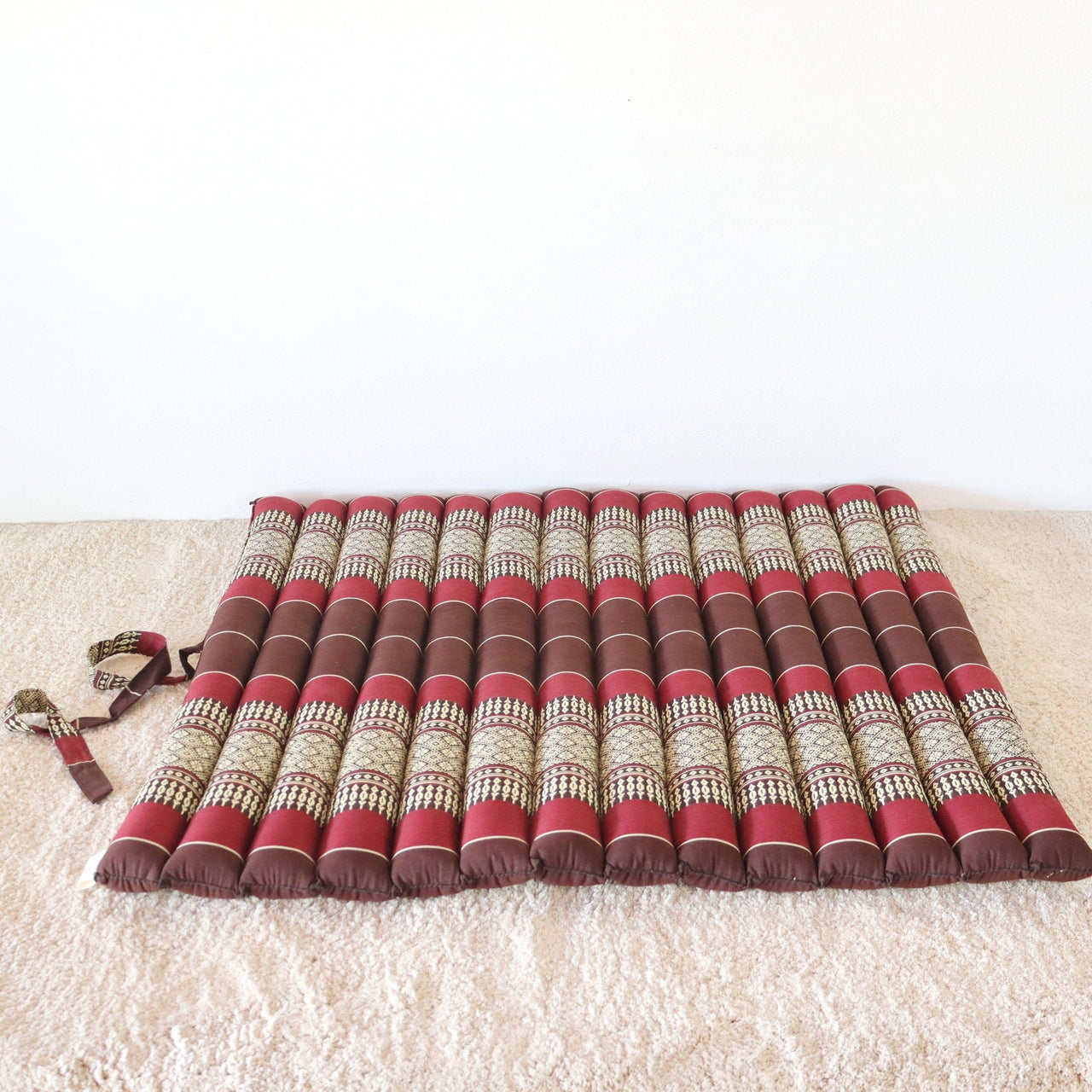 PA THA PEE - Roll Up Zabuton Meditation Cushion