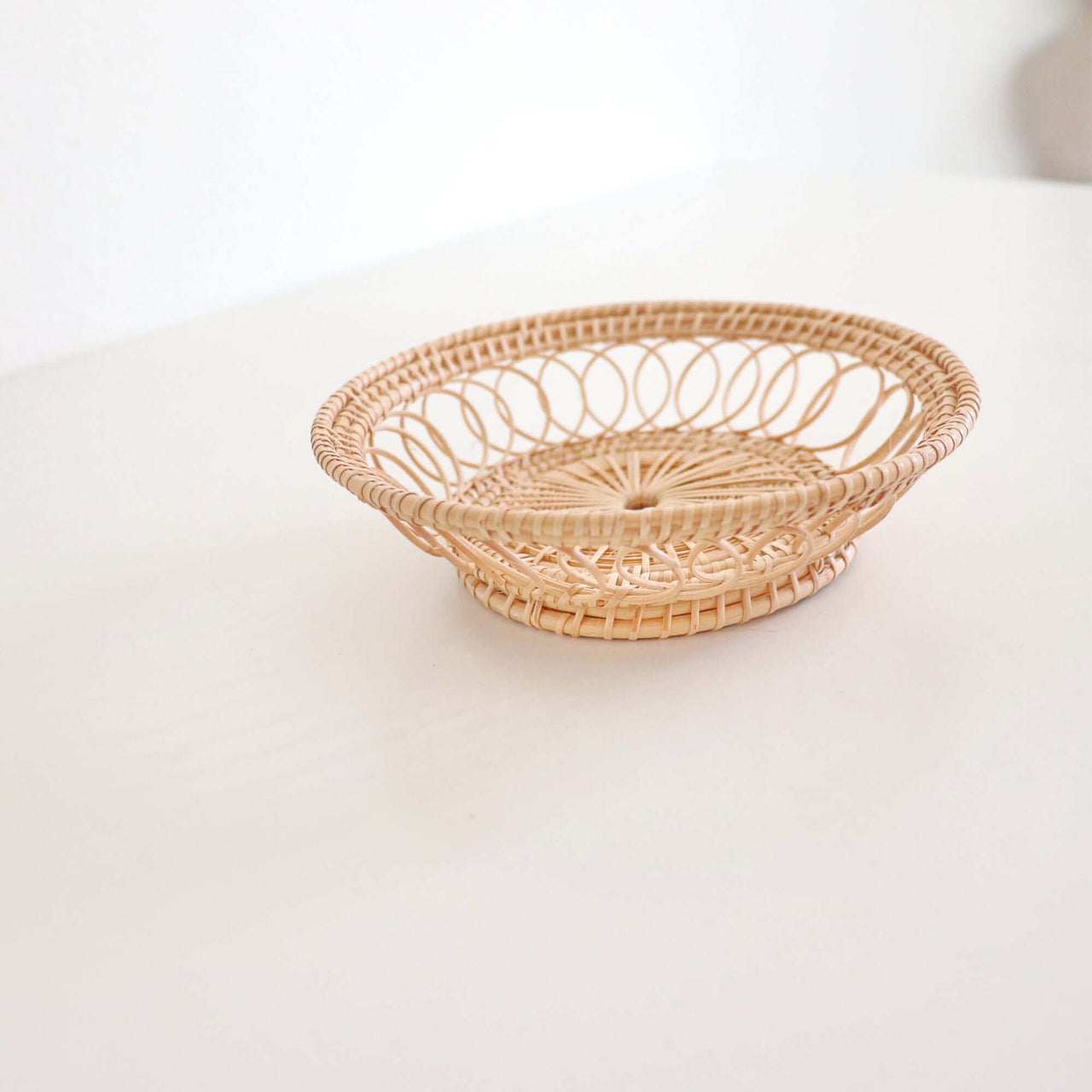 Navinda - Round rattan basket