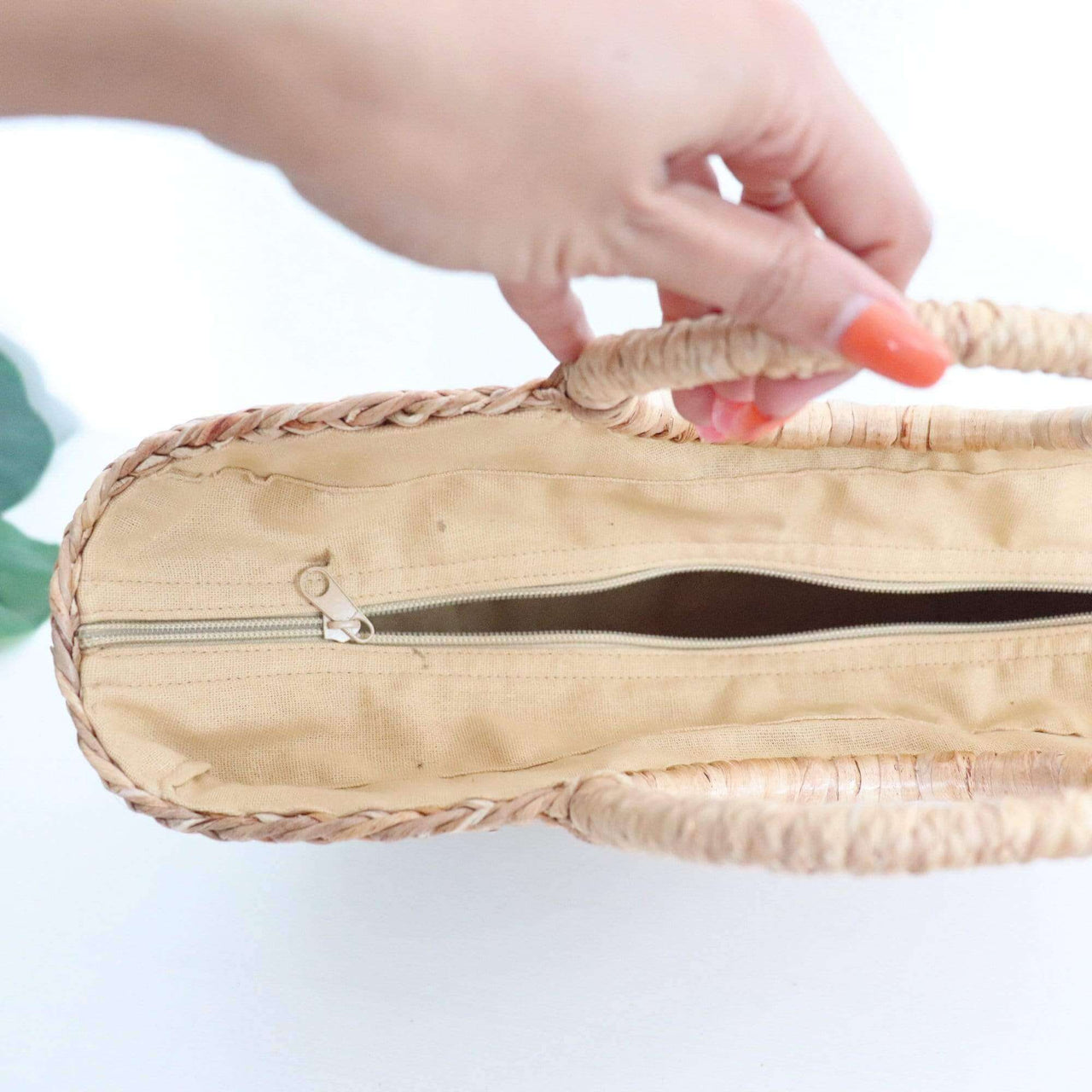 CHANISA - Straw Basket Bag