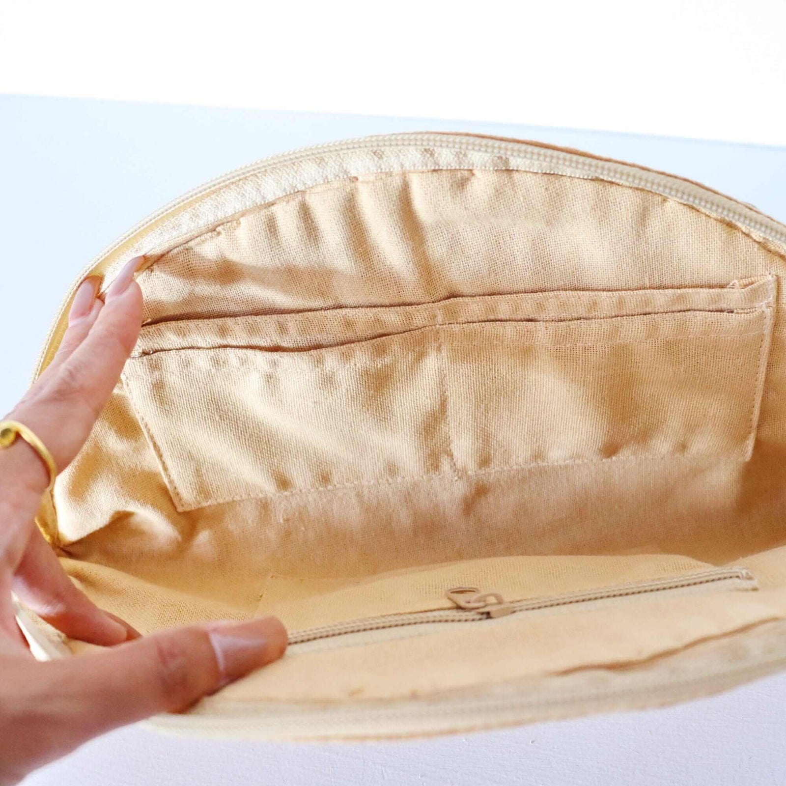 CHO TI MON - Clutch bag