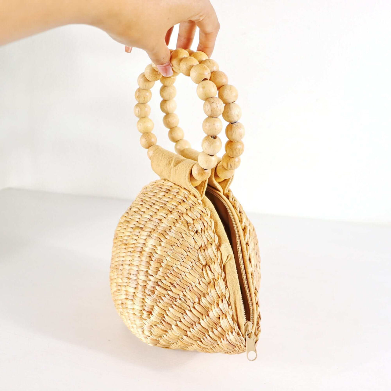 JI NAT THA - Straw bag