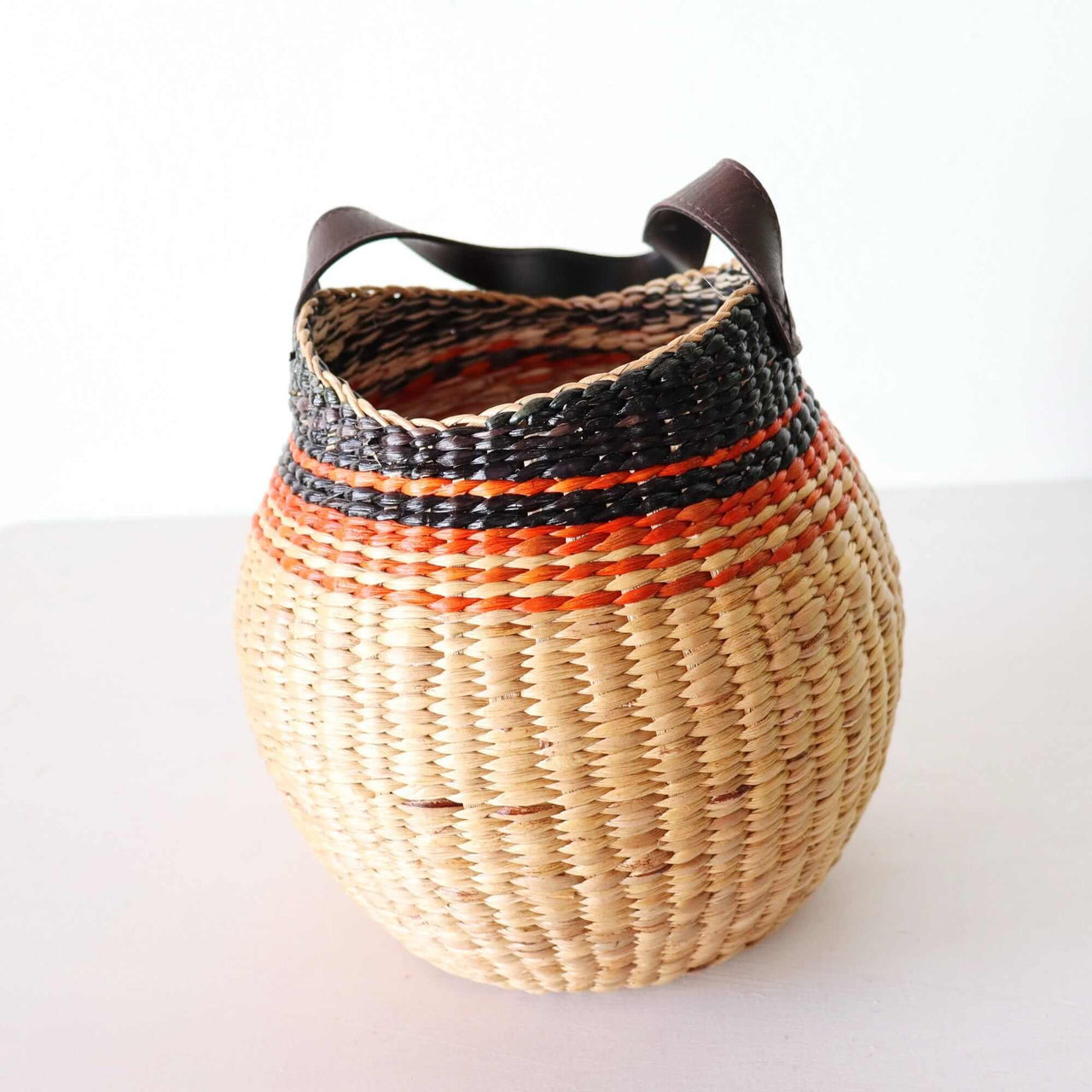 PRA RA WEE - Straw bag