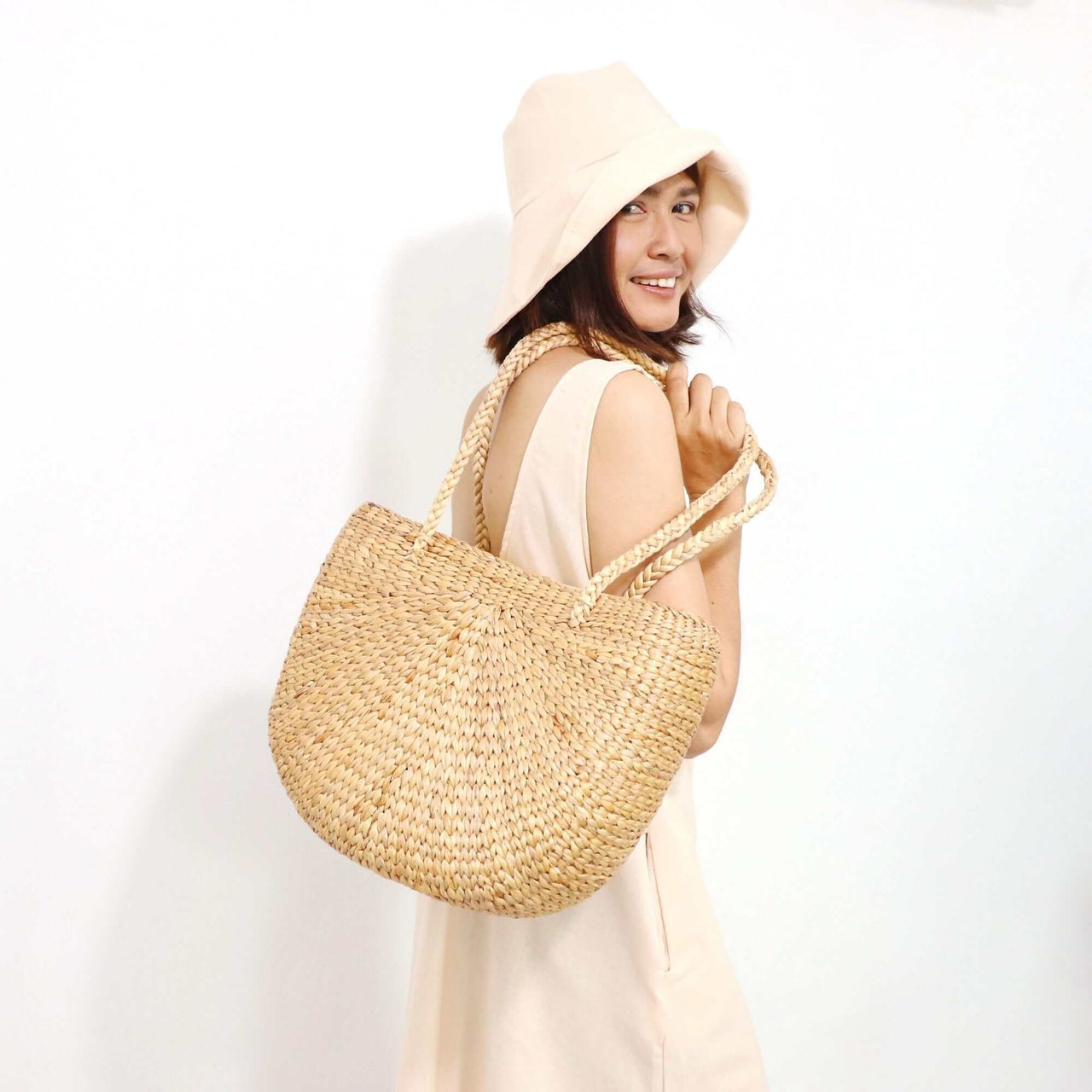 PUN YA - Straw Bag