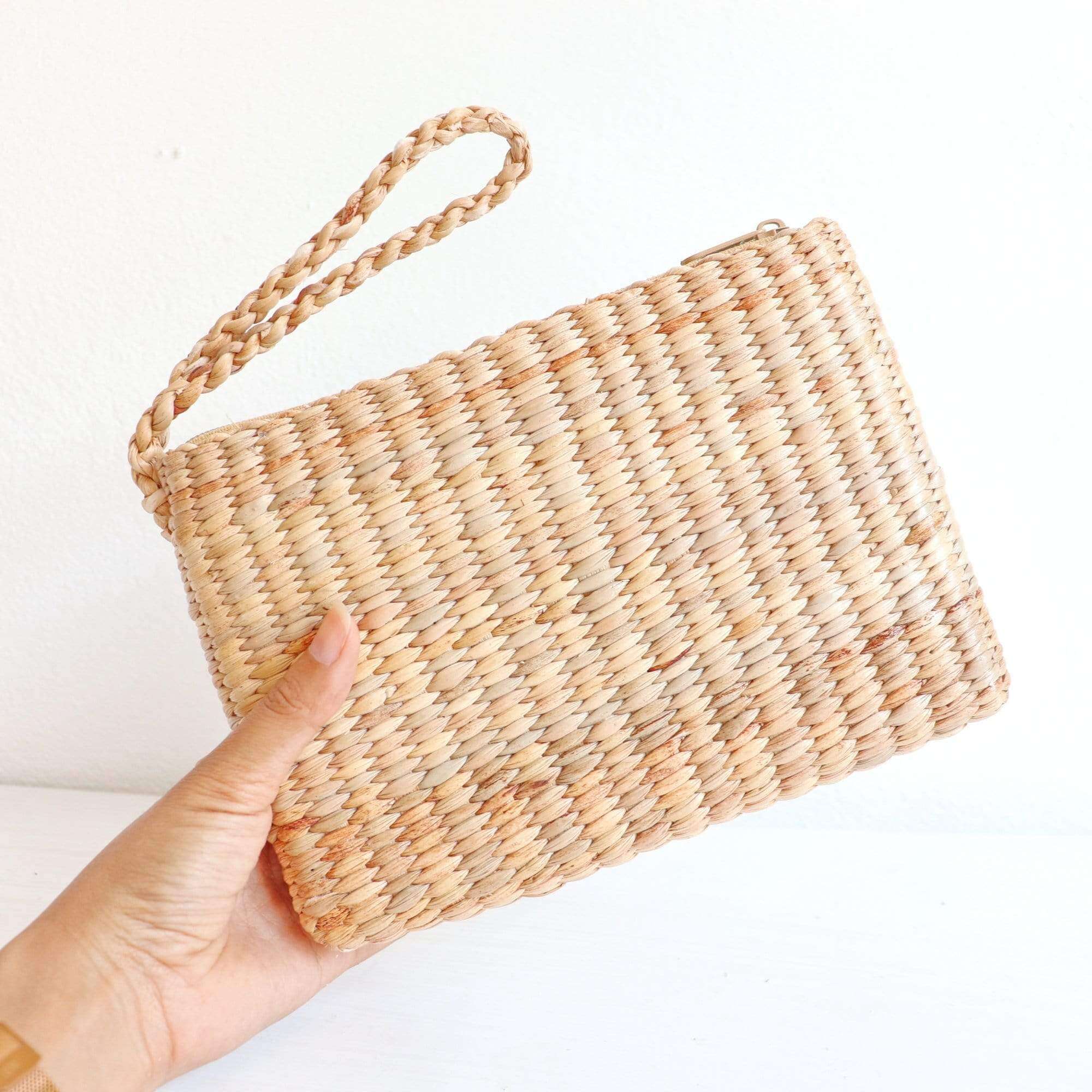 SABUY Chic Woven Sea Grass Clutch Bag THAIHOMESHOP