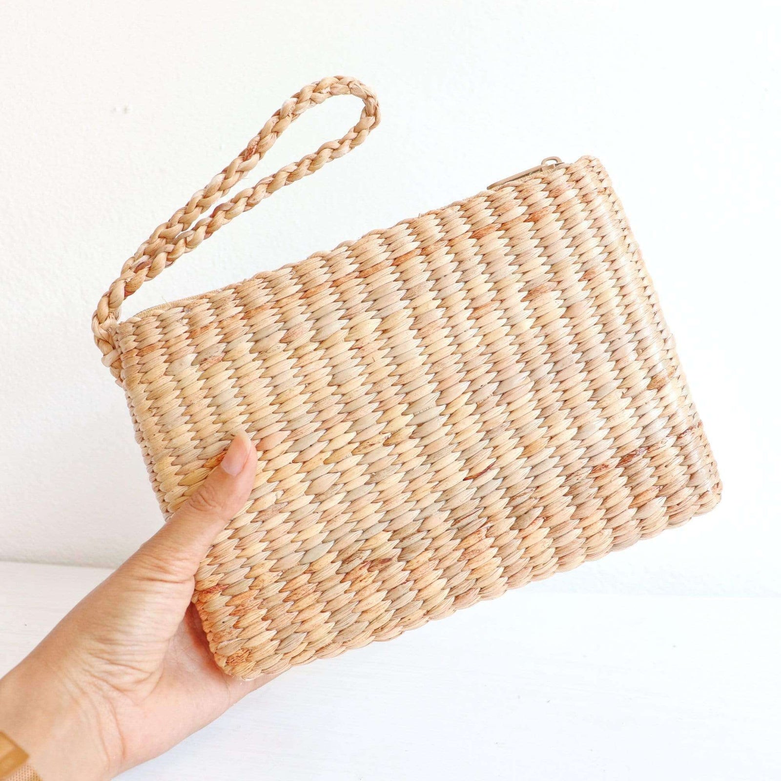 SABUY - Sea grass Clutch bag