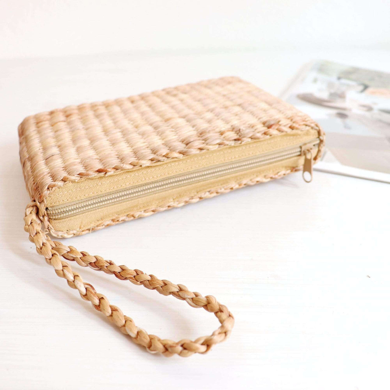 SABUY - Sea grass Clutch bag