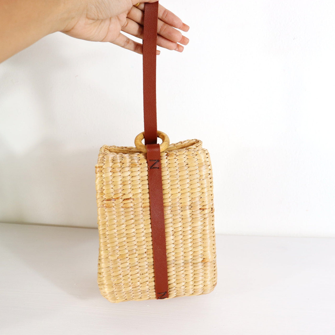 TA VI KA - Straw bag