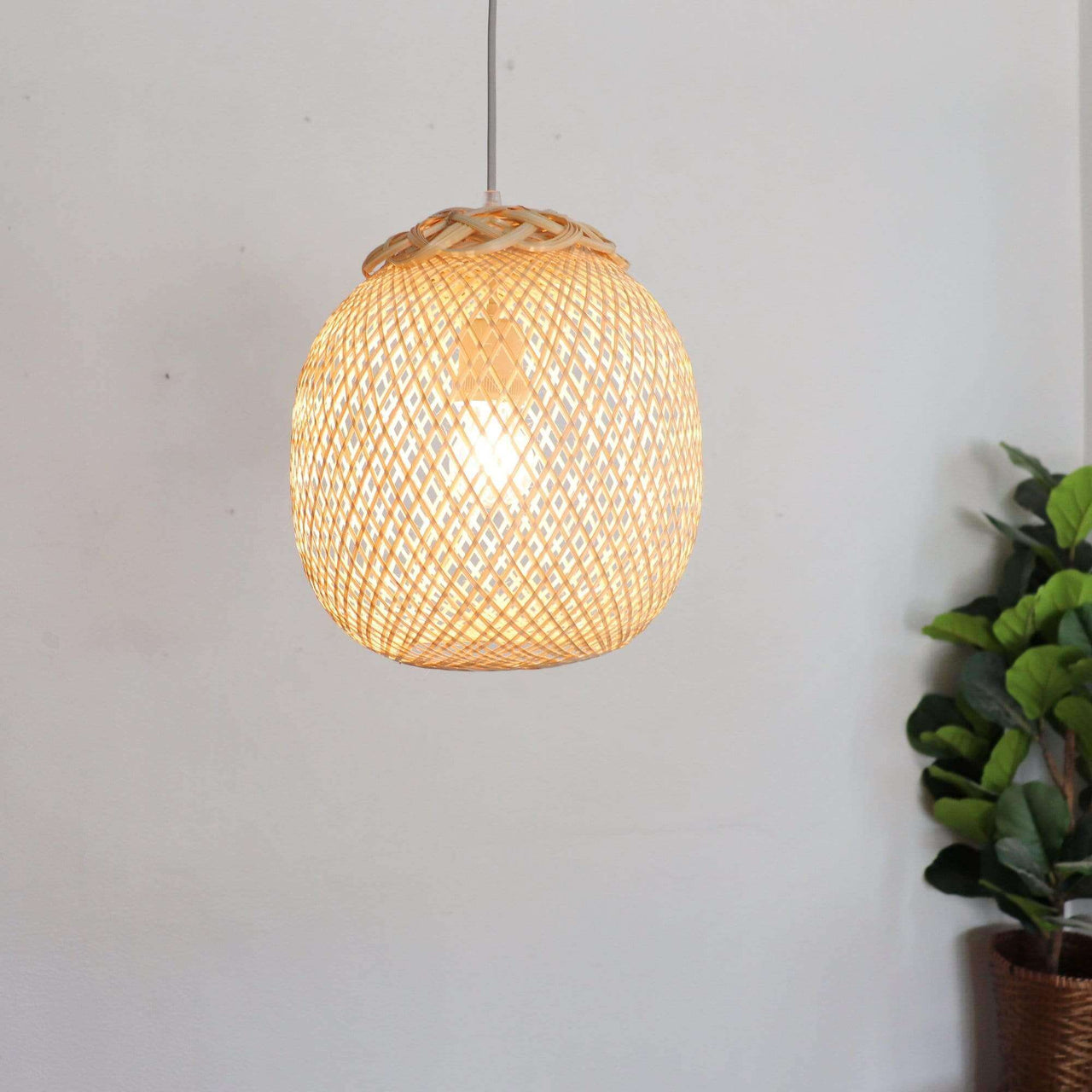 DARA - Bamboo Pedant Light