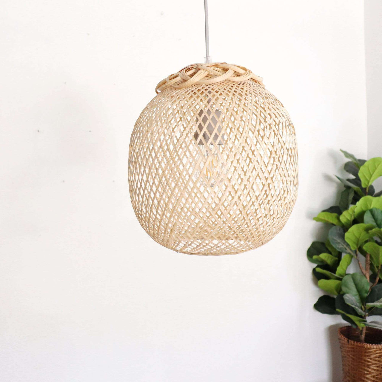 DARA - Bamboo Pedant Light