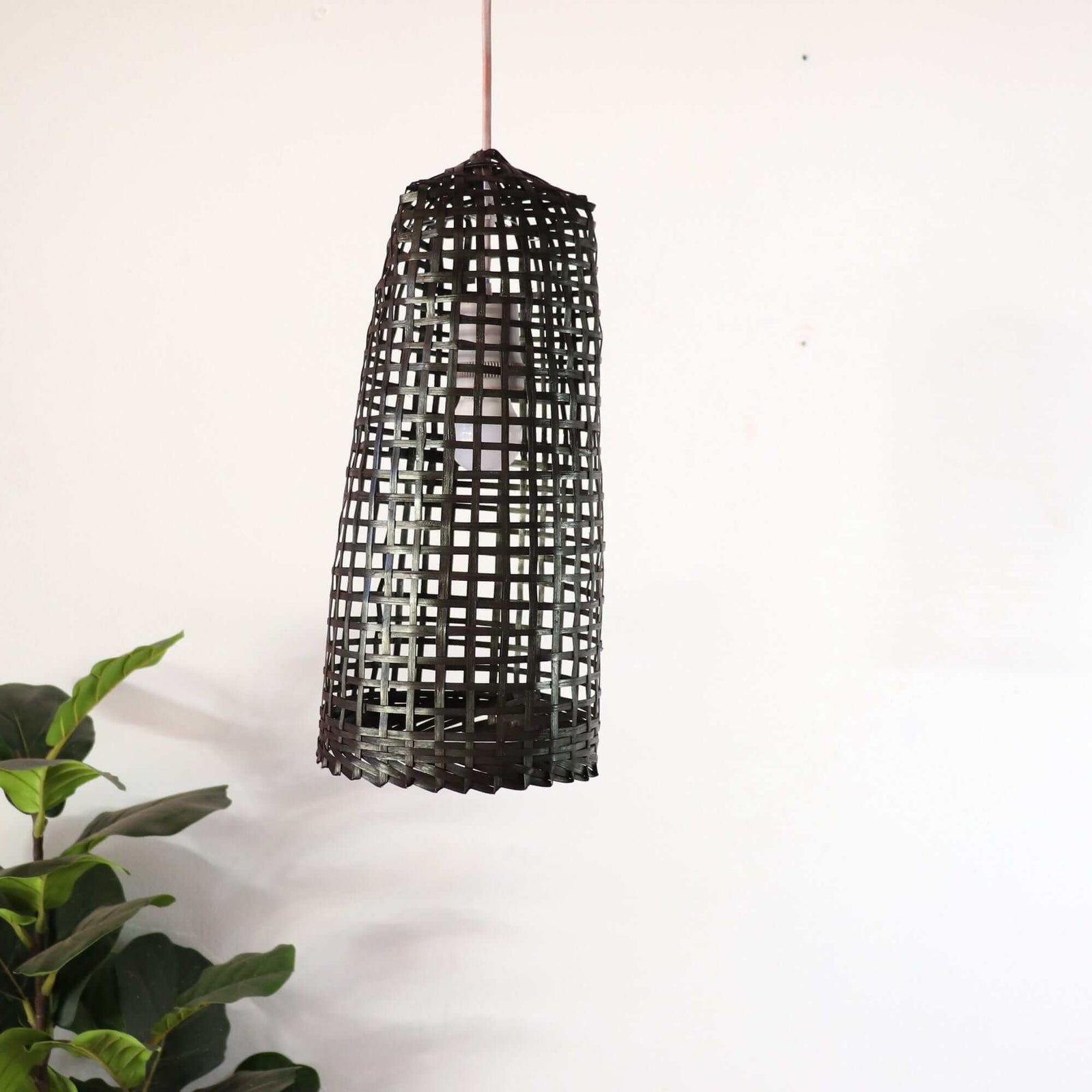 KHE MI KA - Black Pendant Light (35-38cm)