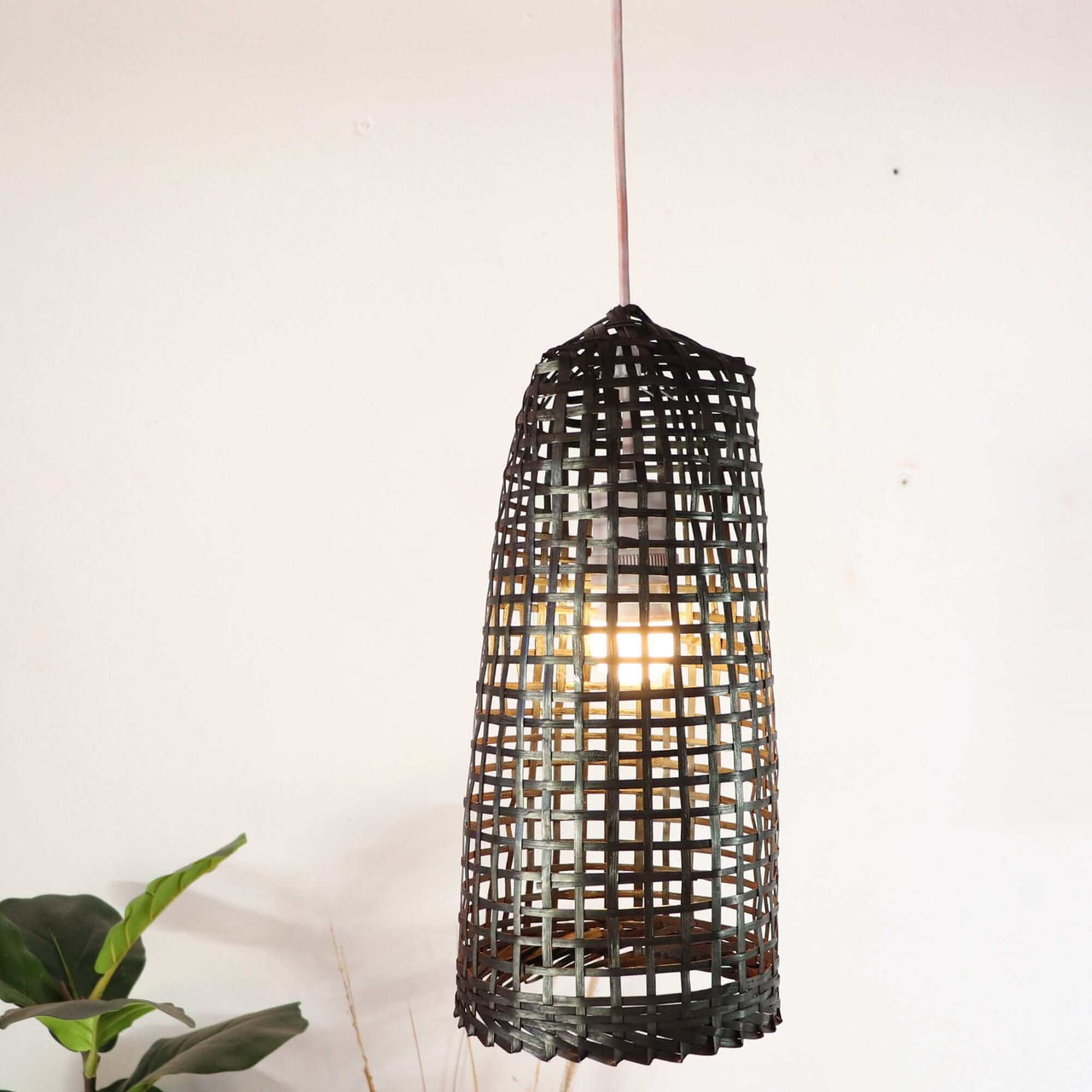 KHE MI KA - Black Pendant Light (35-38cm)