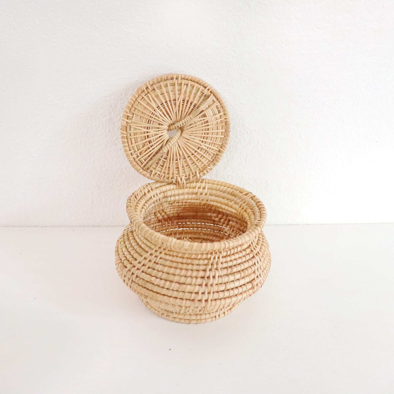SA NA - Rattan Storage Box with Lid