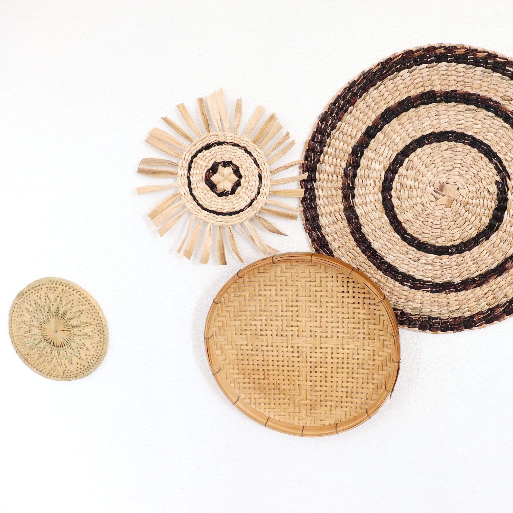 THAIHOMESHOP BUY NA TA YU WALL HANGING