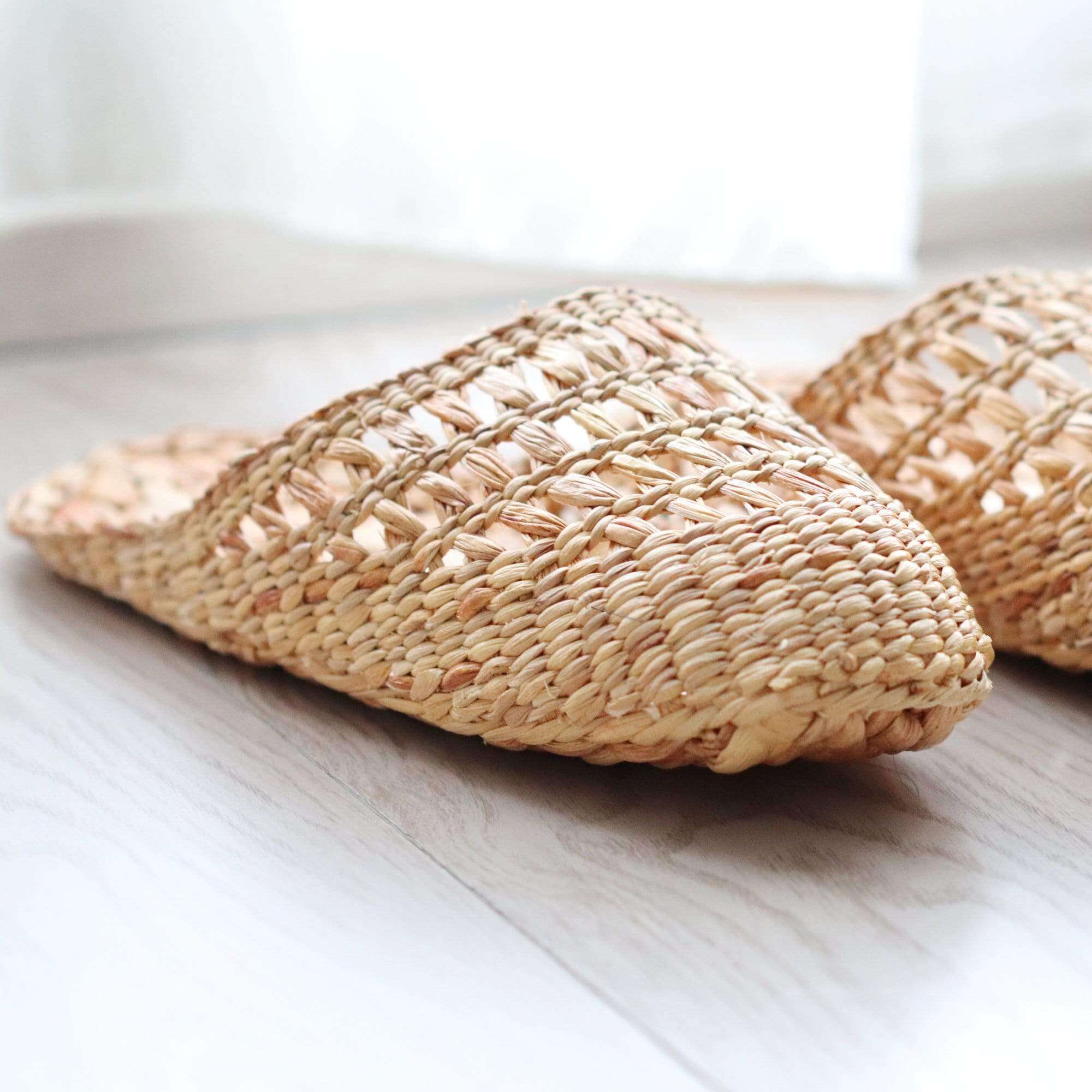 PI WA RA Handicraft Straw Slipper Shoe: Unmatched Comfort for Relaxation