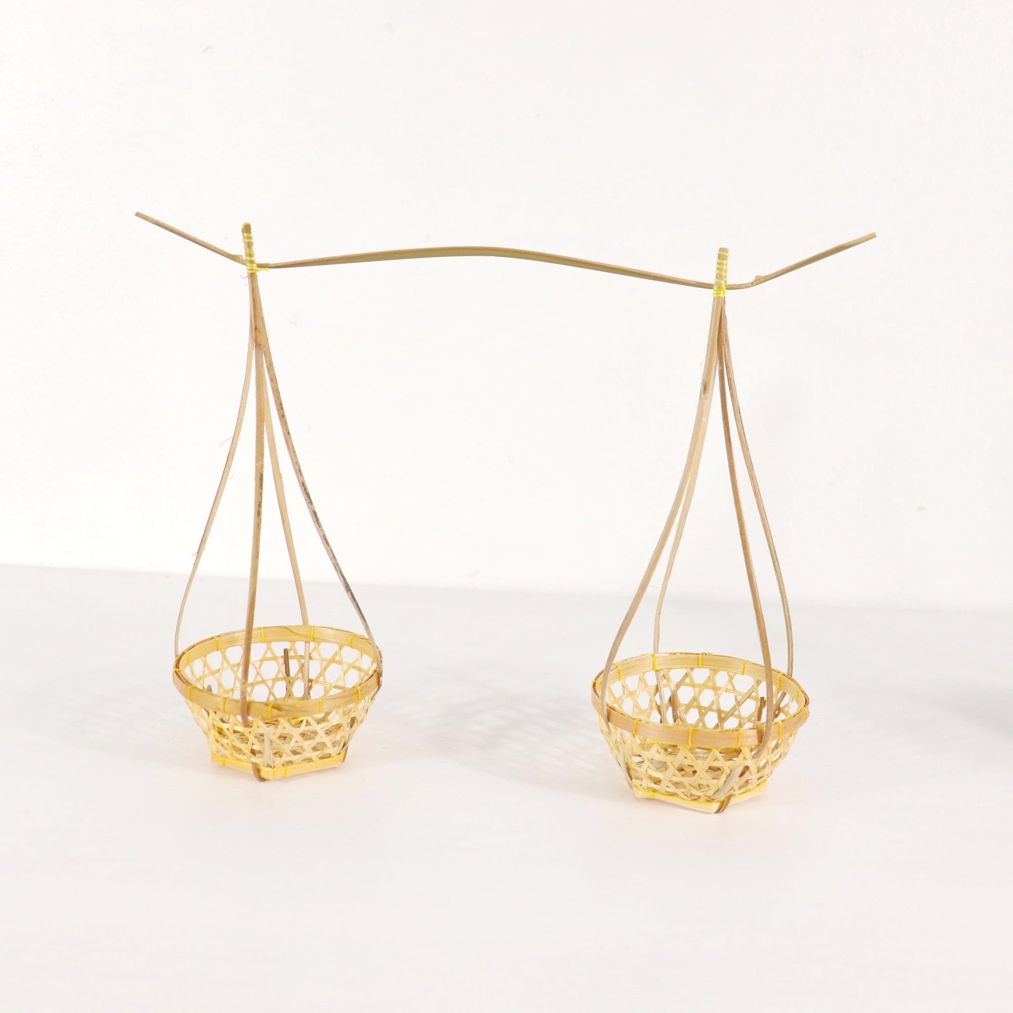 VI MON- Set of 5 Bamboo baskets
