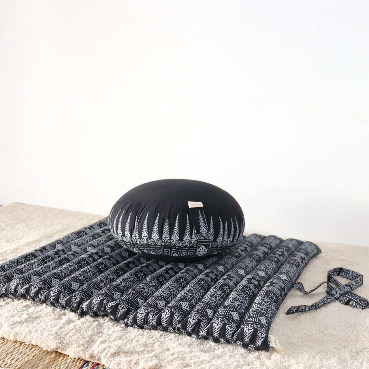 CHA NON - Zafu and Zabuton Meditation Cushion Set