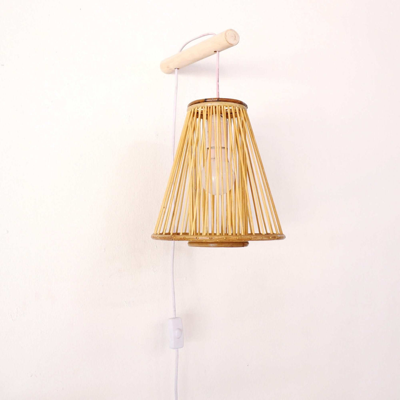 DOROTHY - Boho Wall Sconce (Switch)