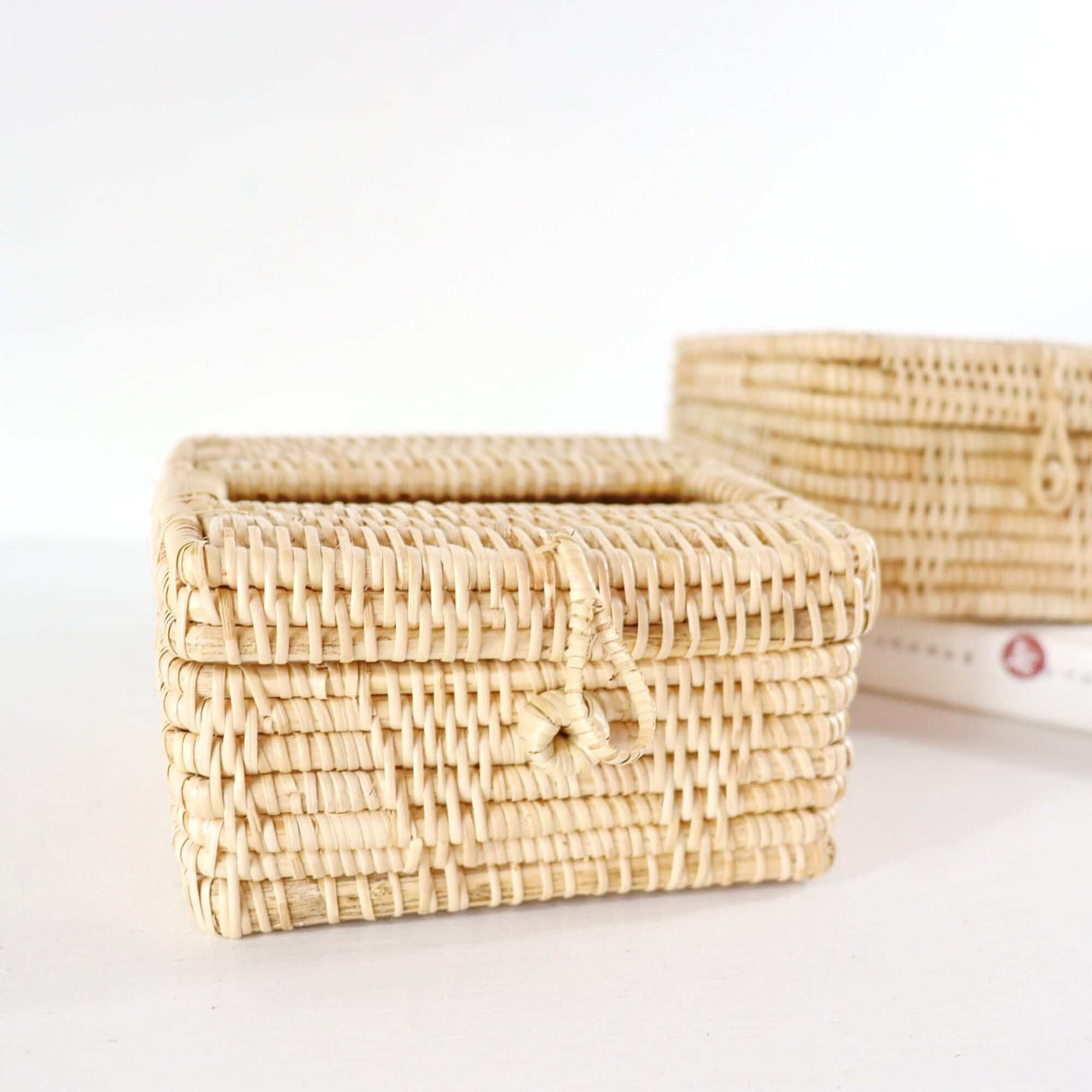 A KEE RA-Square Rattan Tissue Box Cover