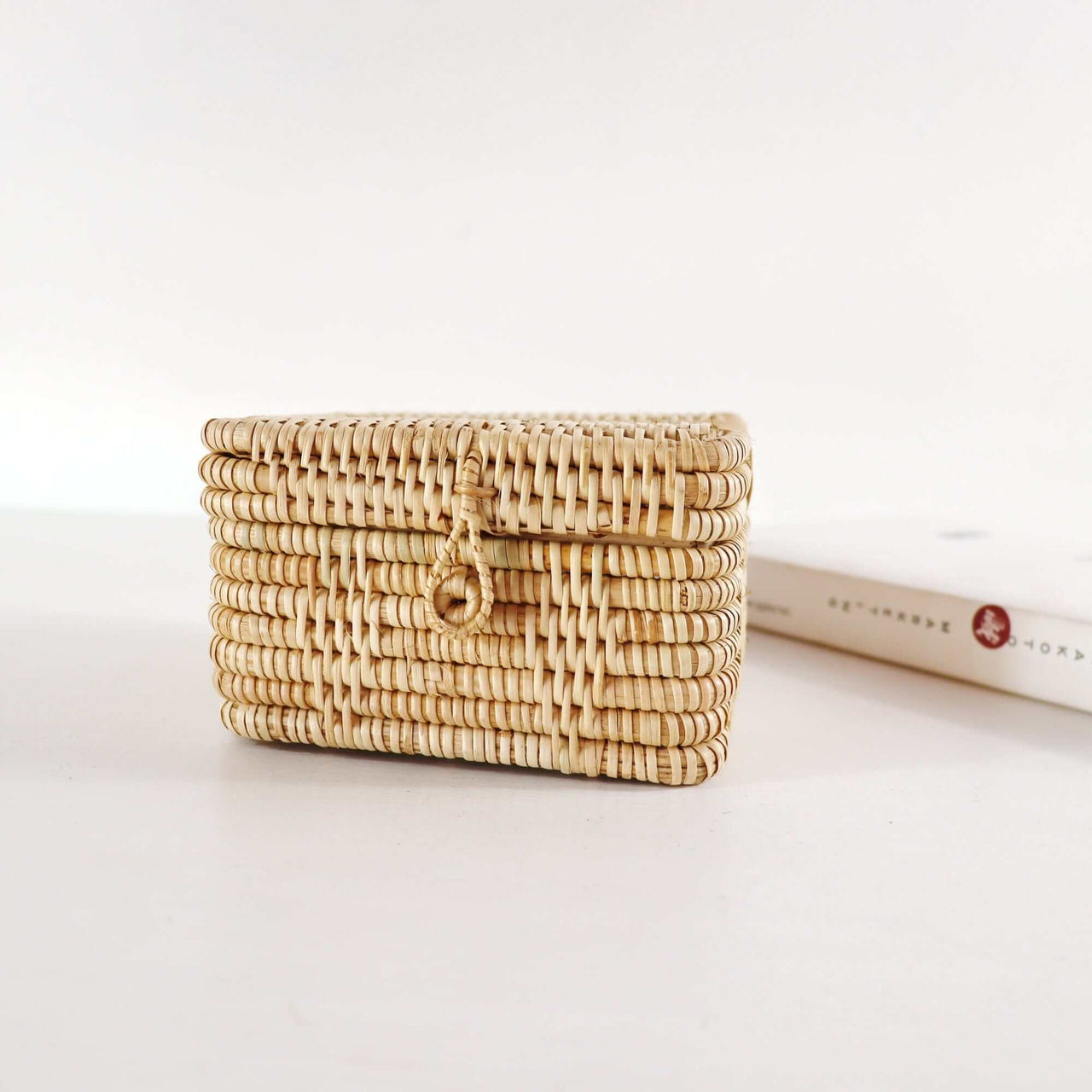 A KEE RA-Square Rattan Tissue Box Cover