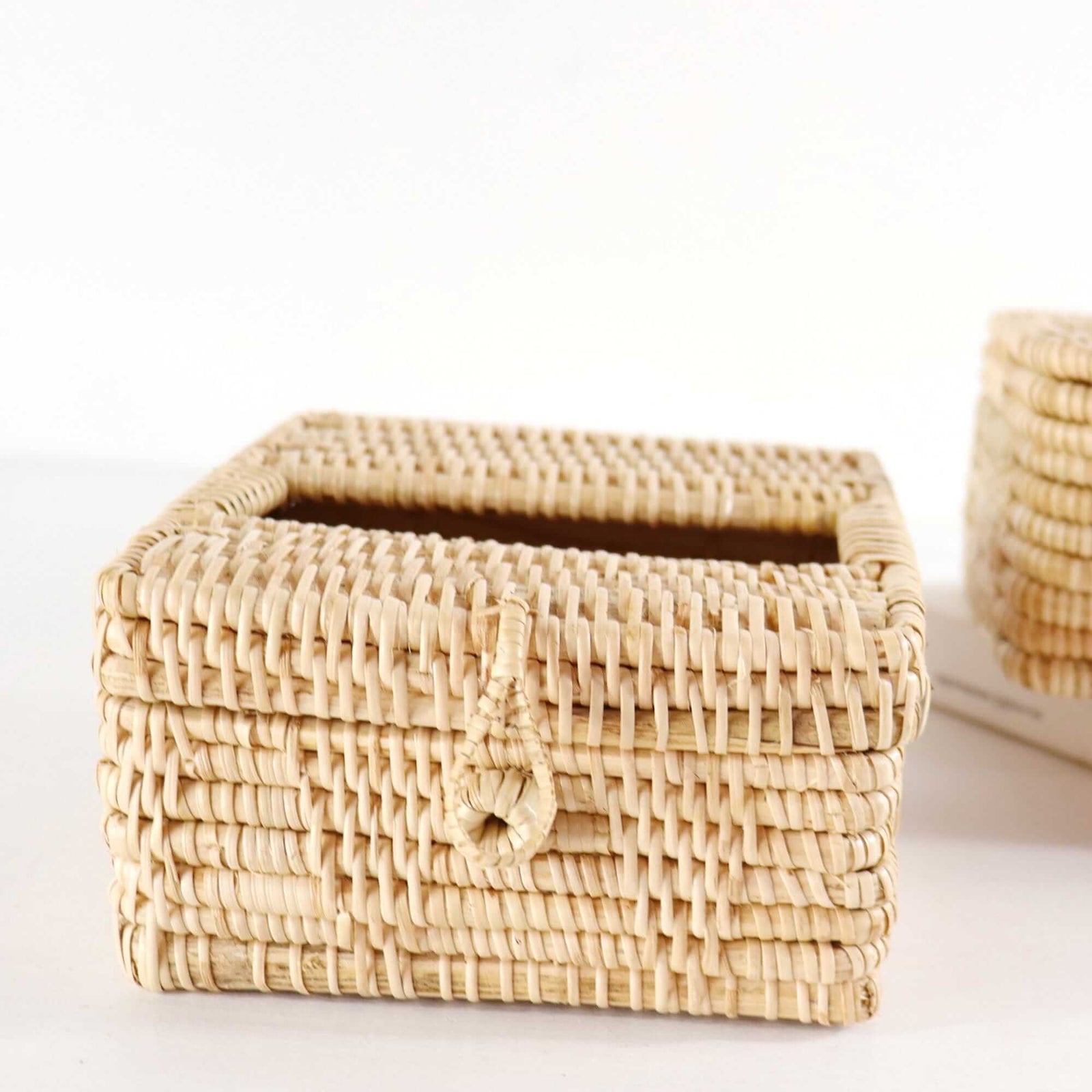 A KEE RA-Square Rattan Tissue Box Cover