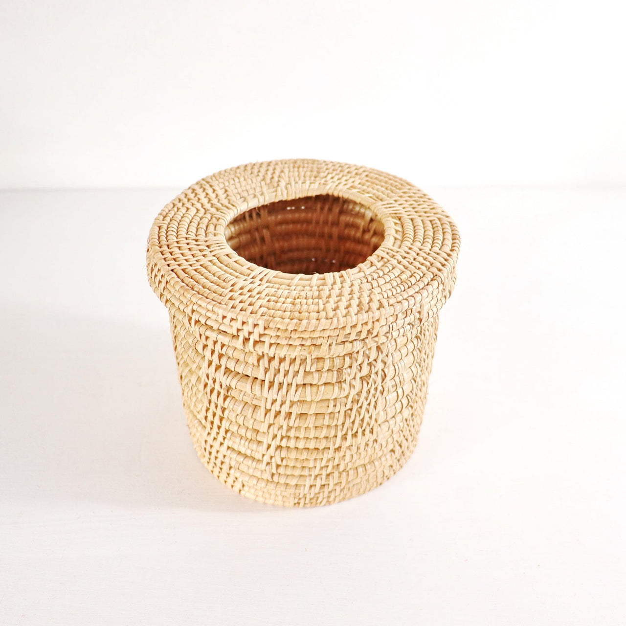 VIT WA RA - Rattan Tissue Box