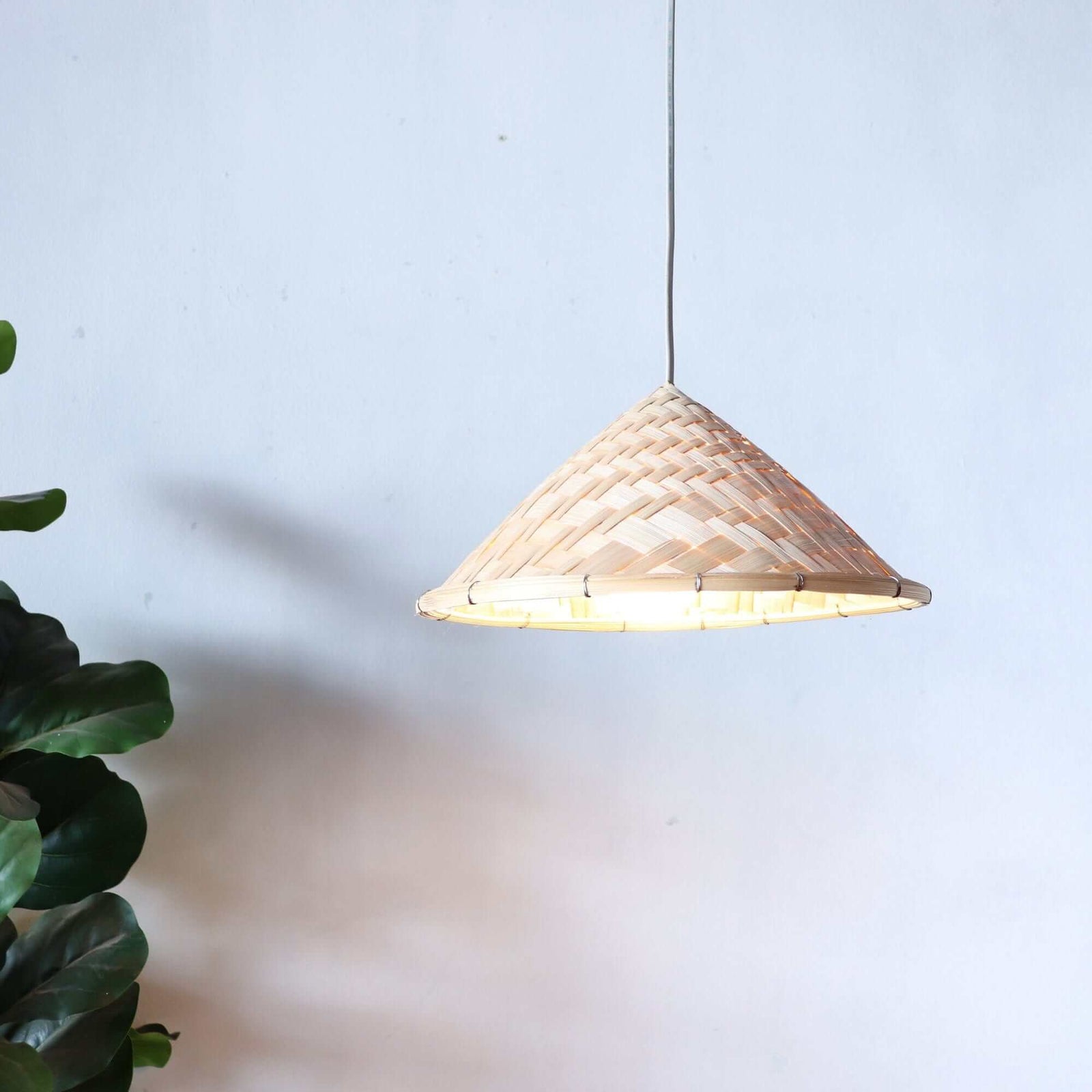 JA RA WAN - Bamboo Pendant Light