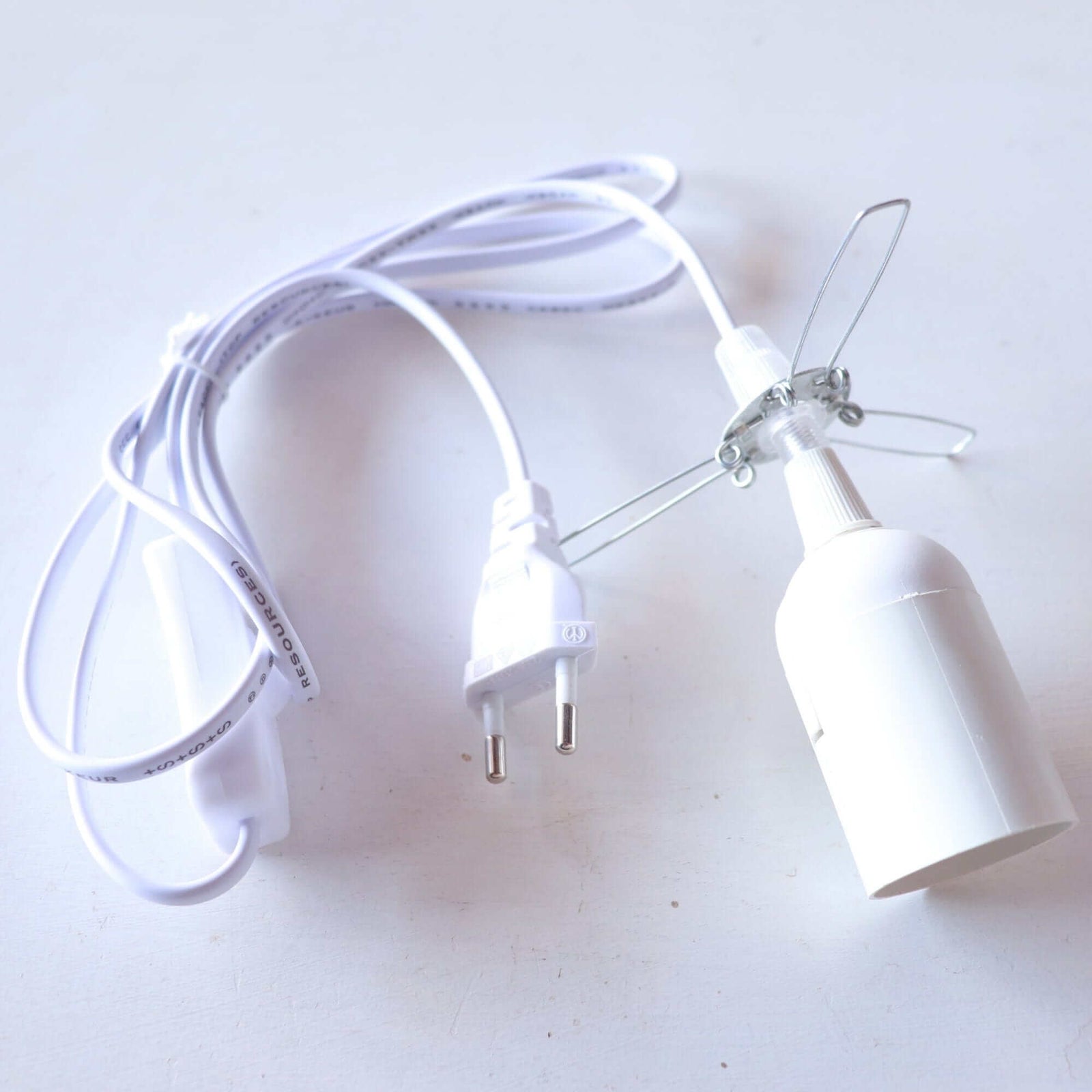 EU Plug-in Lamp kit with switch for Pendant Light (White)