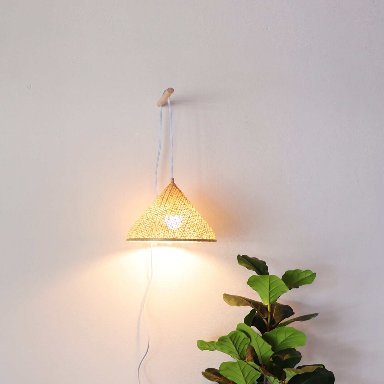 JI NAT DA - Boho Wall Sconce (12 Inches)