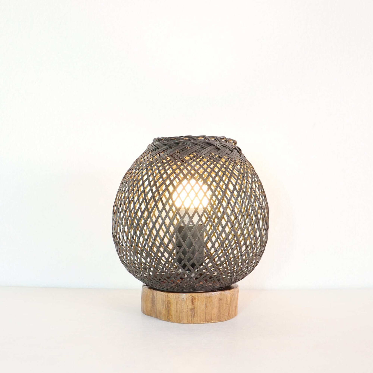 KAN PIT CHA - Boho Table Lamp (Black)
