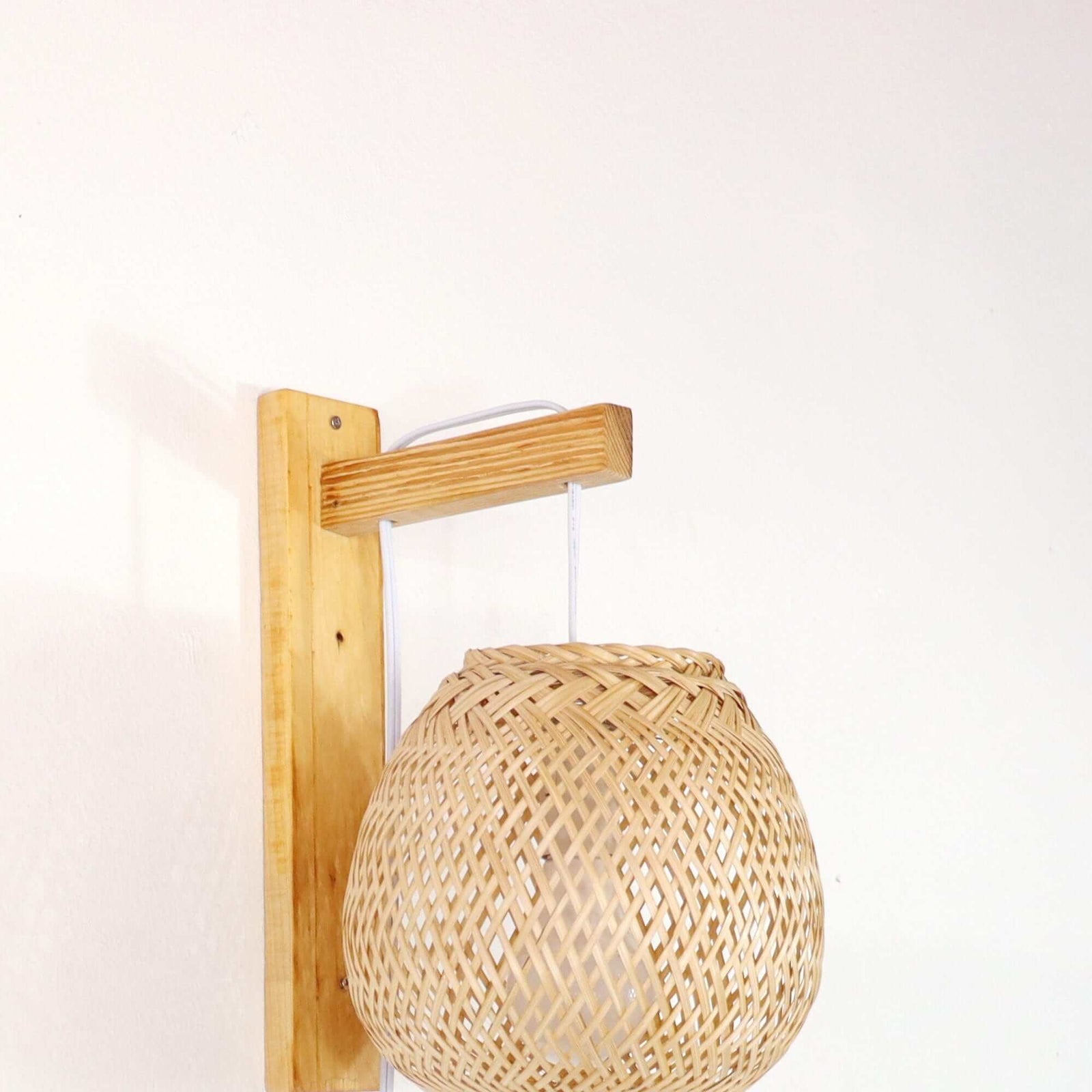 KIRIN - Boho Wall Sconce (7-8 Ins)