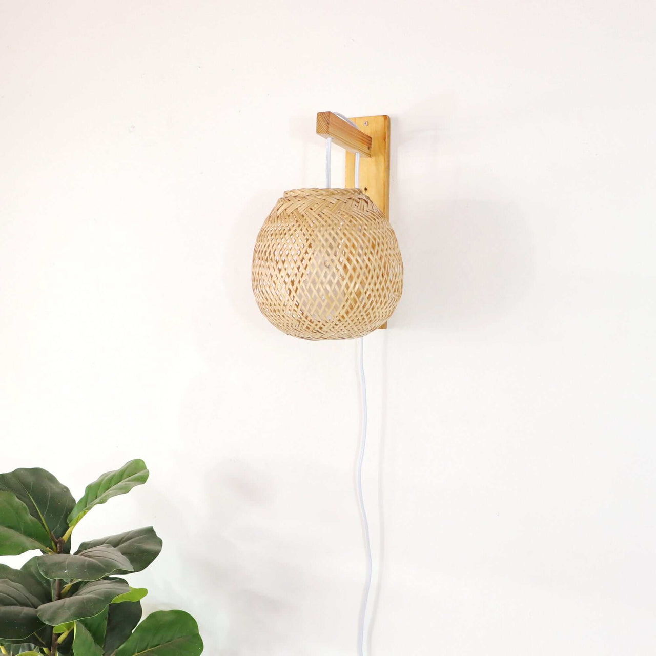 KIRIN - Boho Wall Sconce (7-8 Ins)
