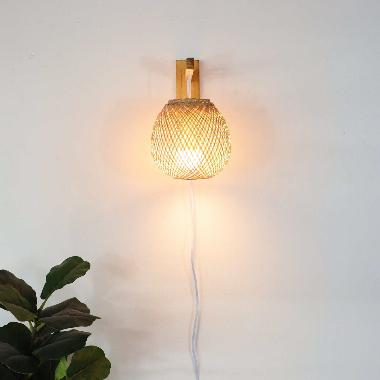 KIRIN - Boho Wall Sconce (7-8 Ins)