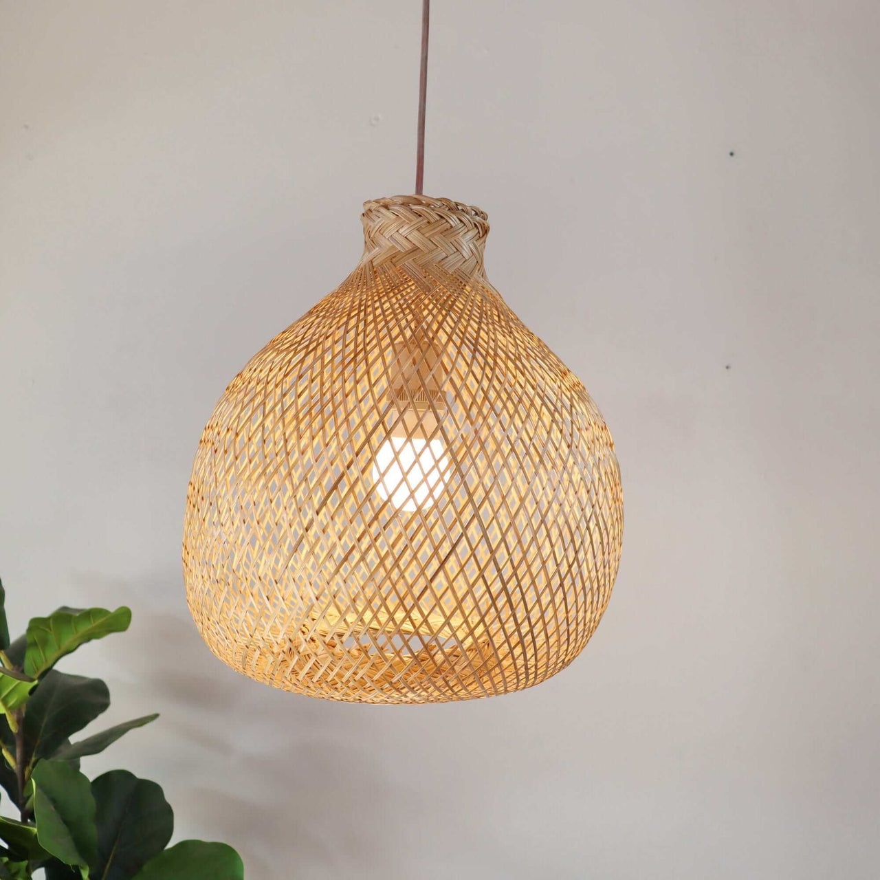 KUN YA NA - Bamboo Pendant Light (33 cm)
