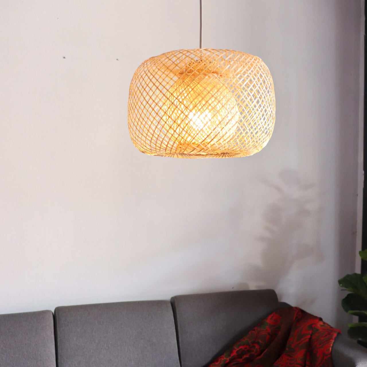 KUN YA DA - Bamboo Pendant light (12 Inches)